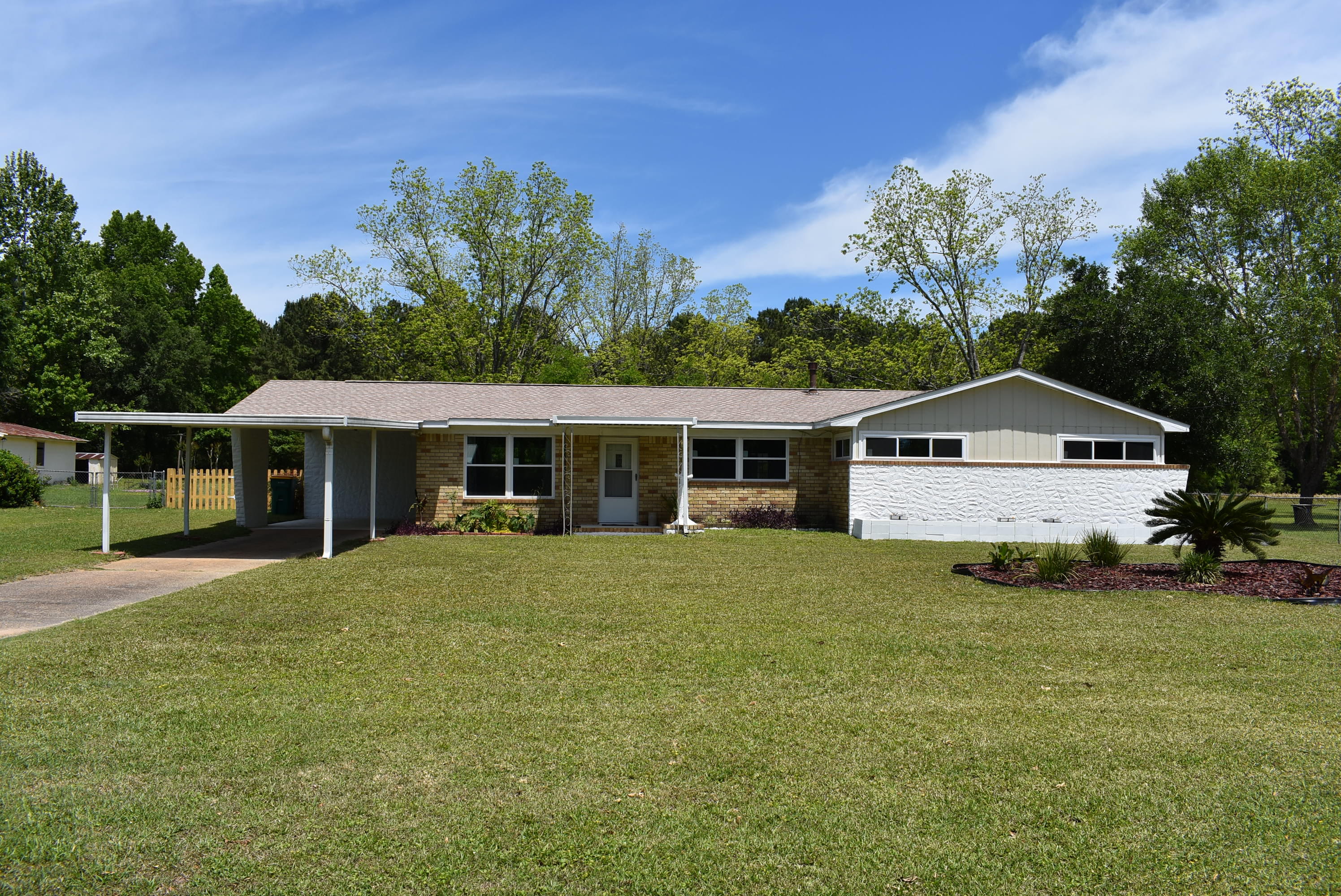 OAKDALE MINI FARMS - Residential