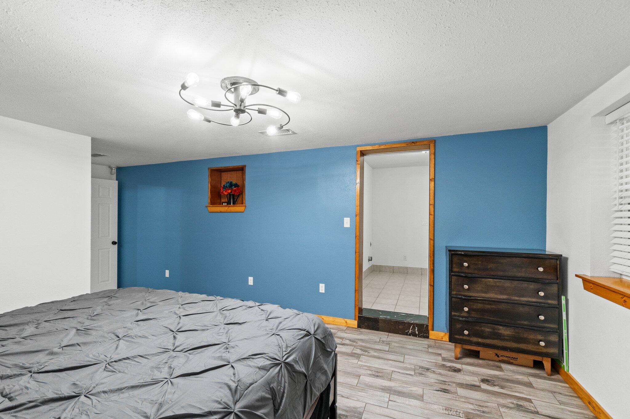 Picketts Add - Residential