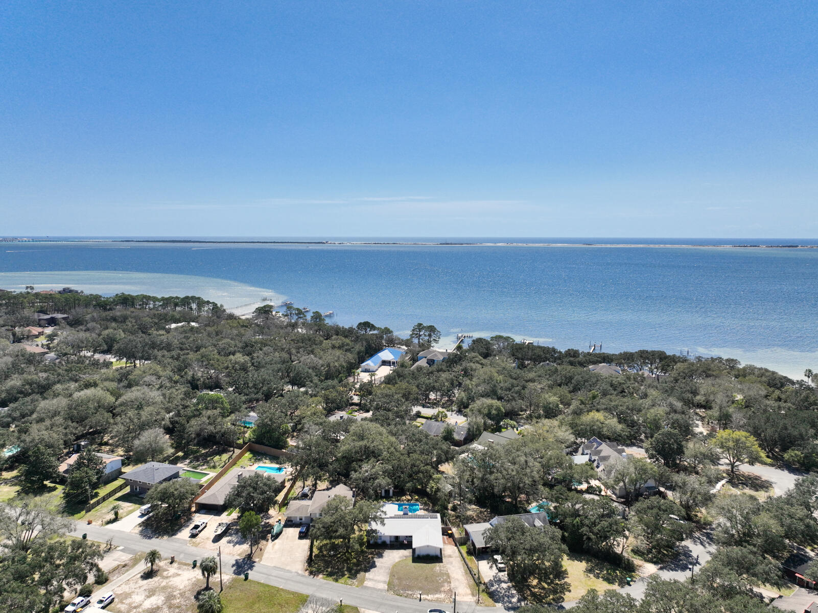 LAKE LORRAINE ESTATES - Residential