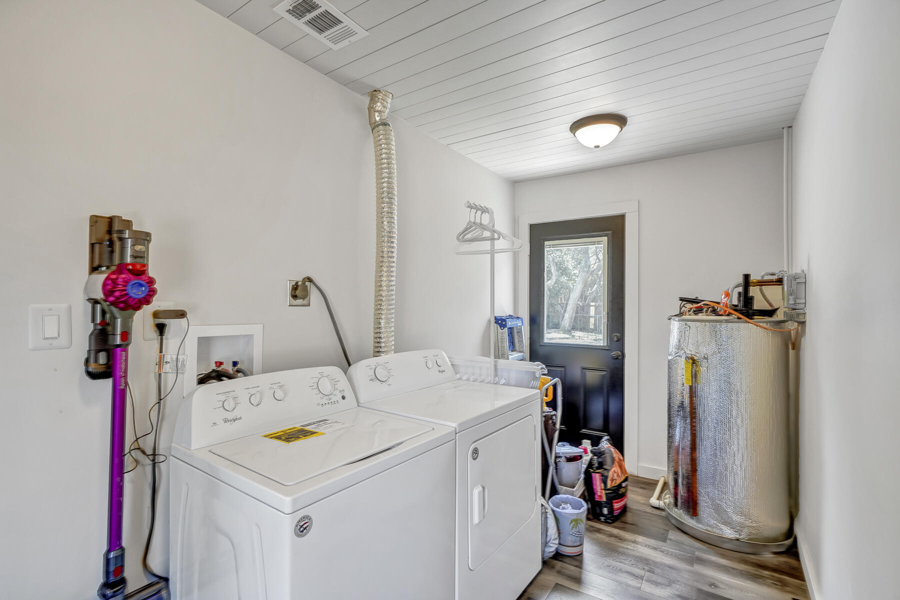 LAKE LORRAINE ESTATES - Residential