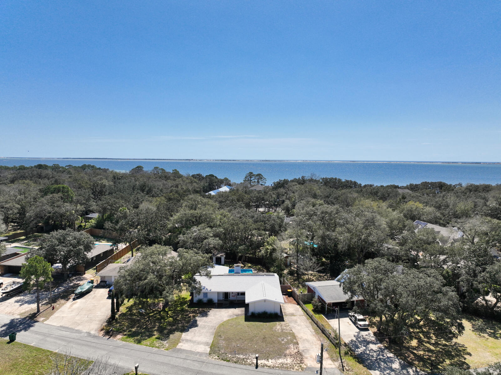 LAKE LORRAINE ESTATES - Residential