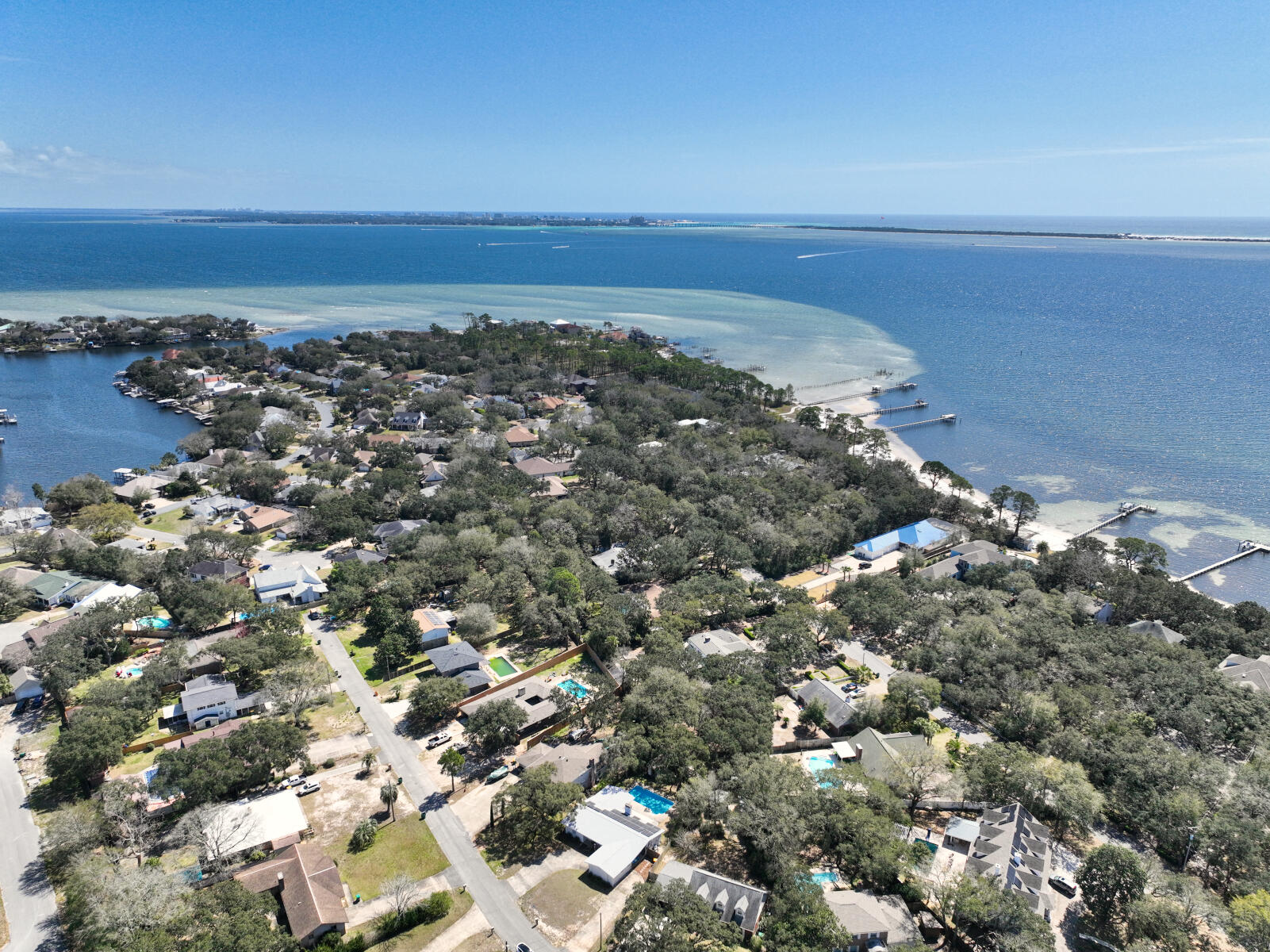 LAKE LORRAINE ESTATES - Residential