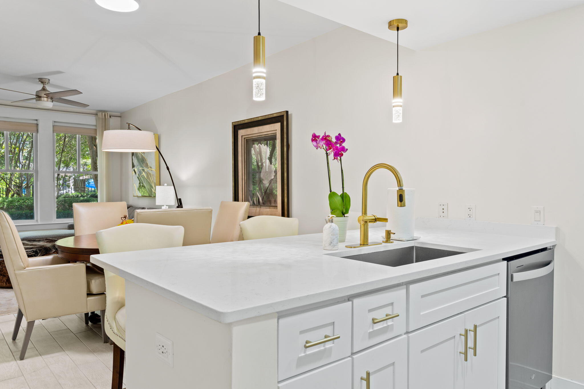 BAHIA CONDO - Residential