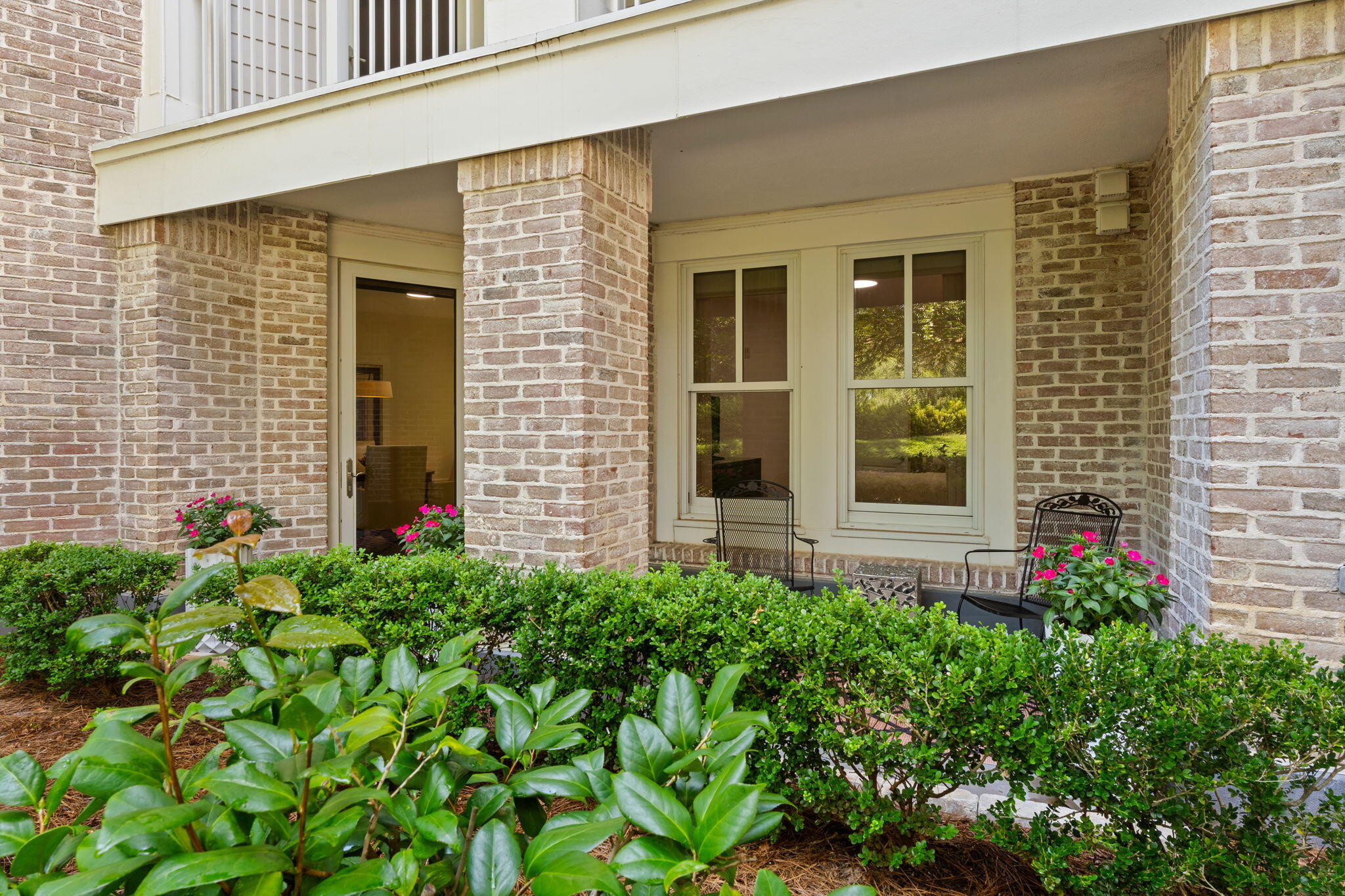 BAHIA CONDO - Residential
