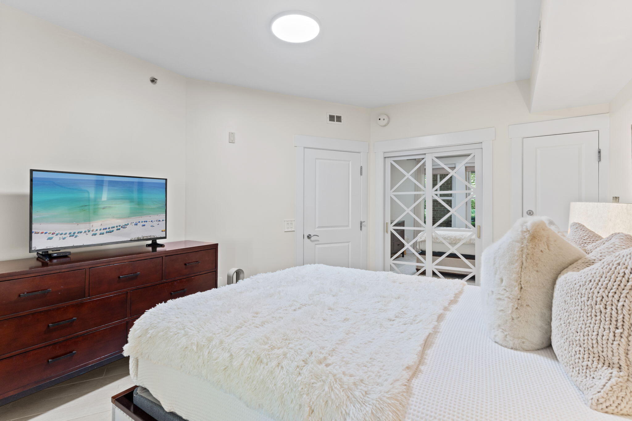 BAHIA CONDO - Residential