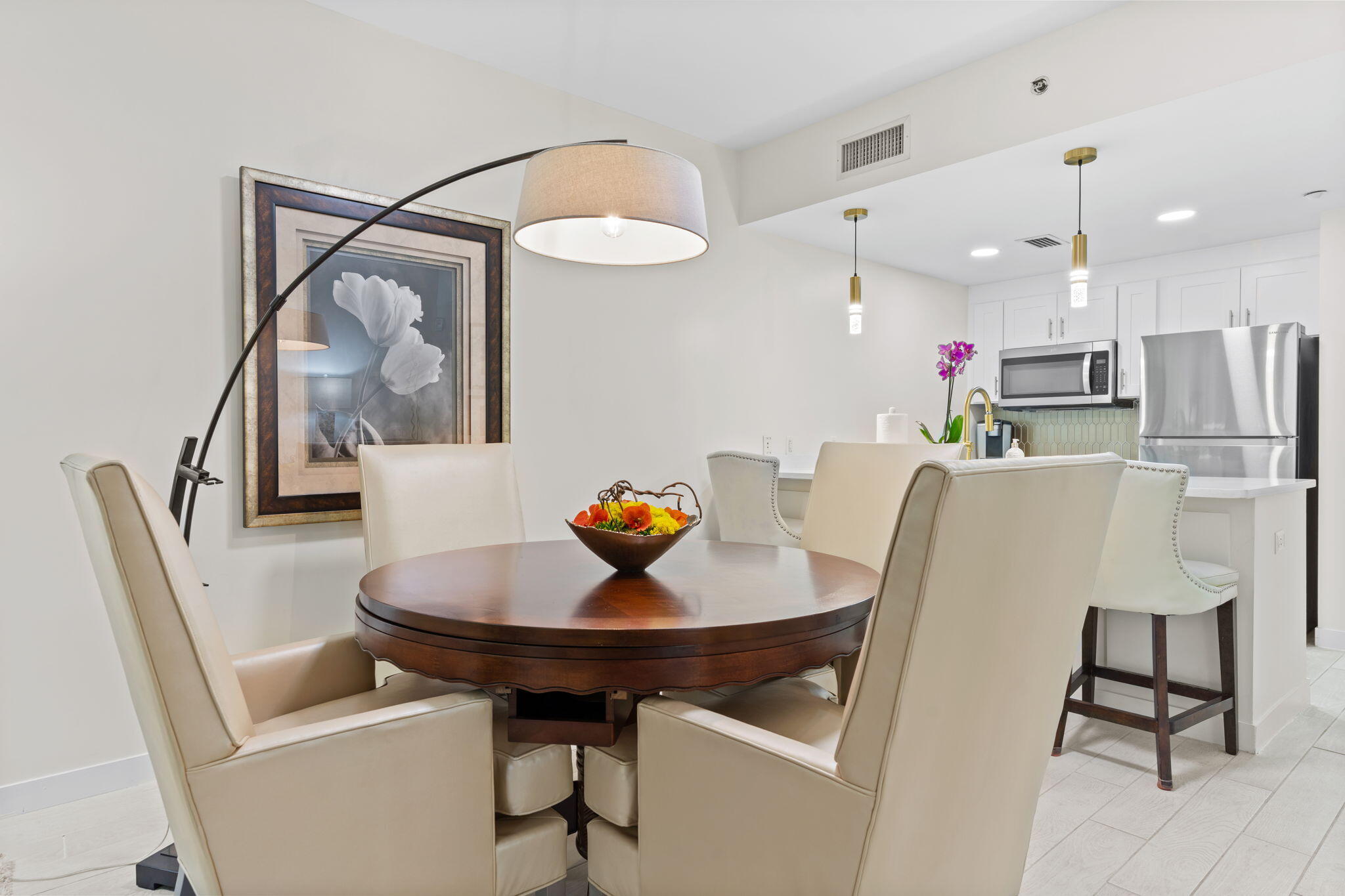 BAHIA CONDO - Residential
