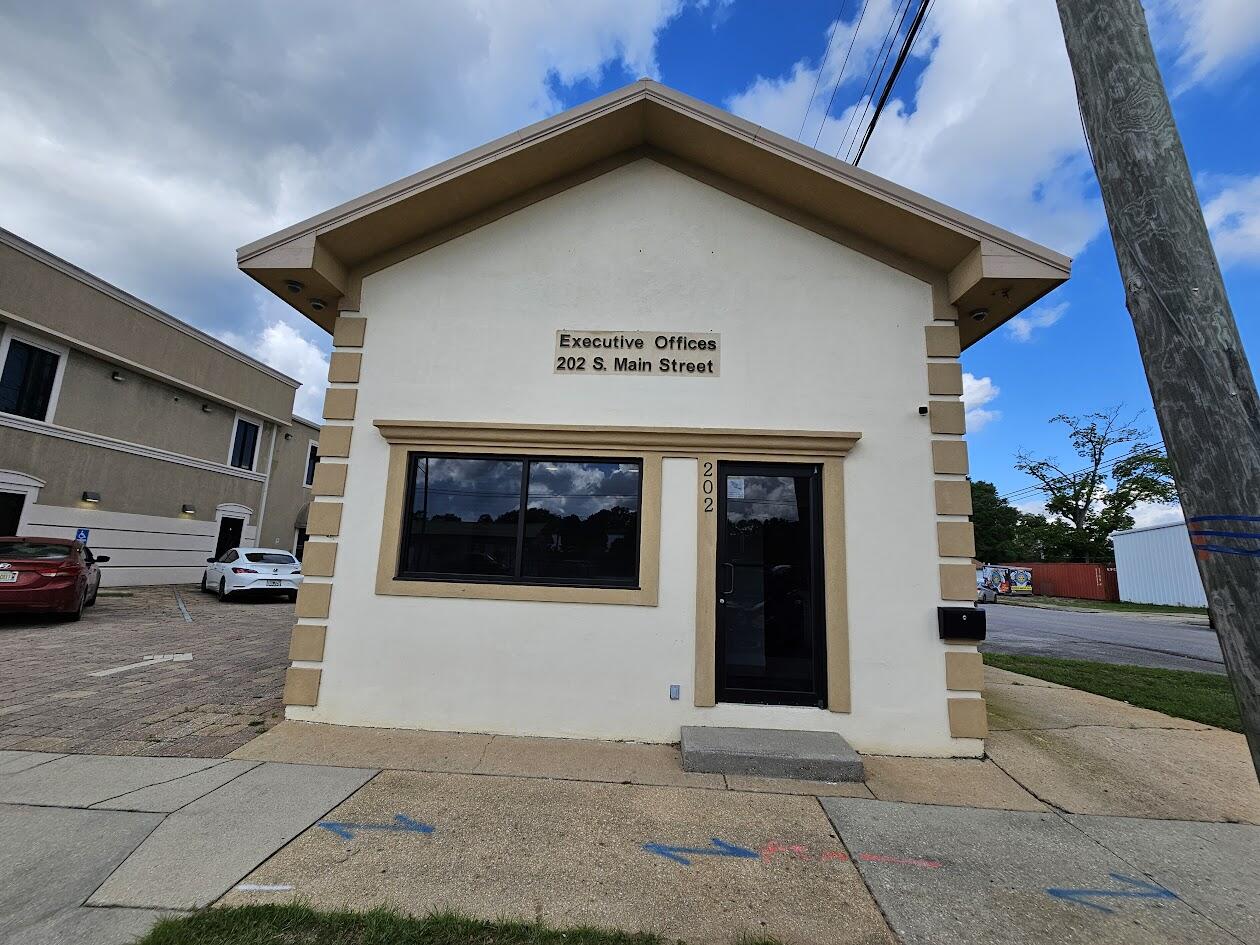 rime location for your retail or service business in the heart of the bustling city of Crestview. Near the redeveloped commercial district along Main Street, this 1100 square foot building has ample on-site and street side parking for your clients and customers. Also available for sale. All information is deemed reliable to be verified by Buyer for their particular use.