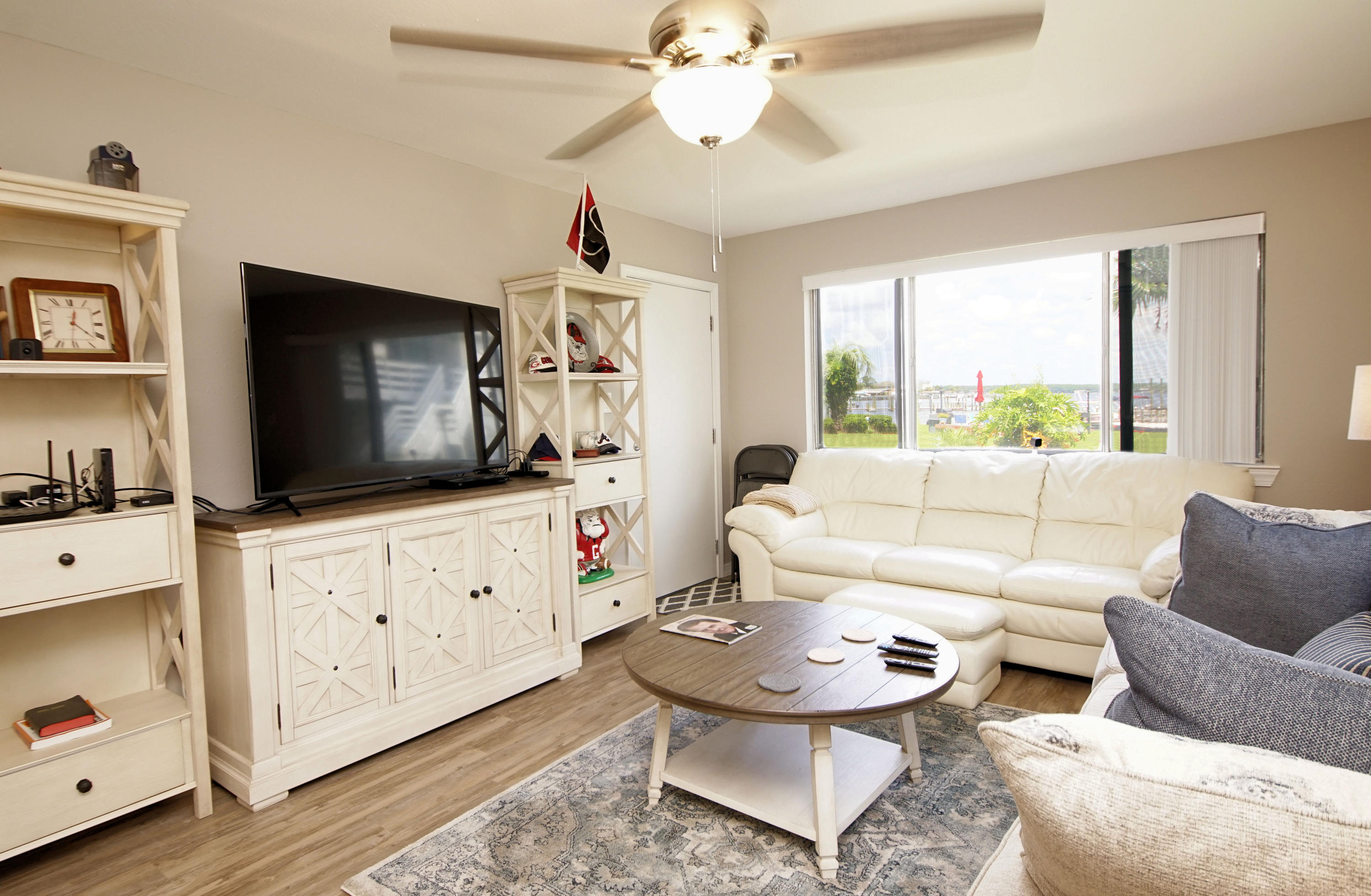 BAYVIEW WATERS CONDO - Residential