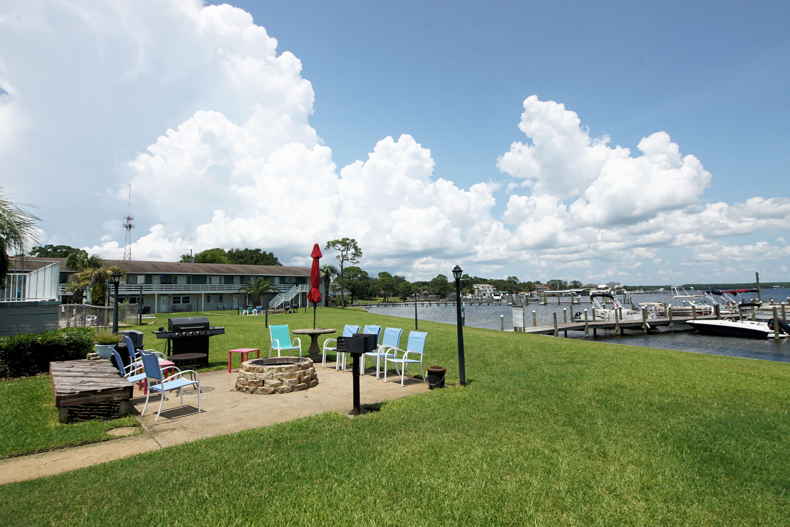 BAYVIEW WATERS CONDO - Residential