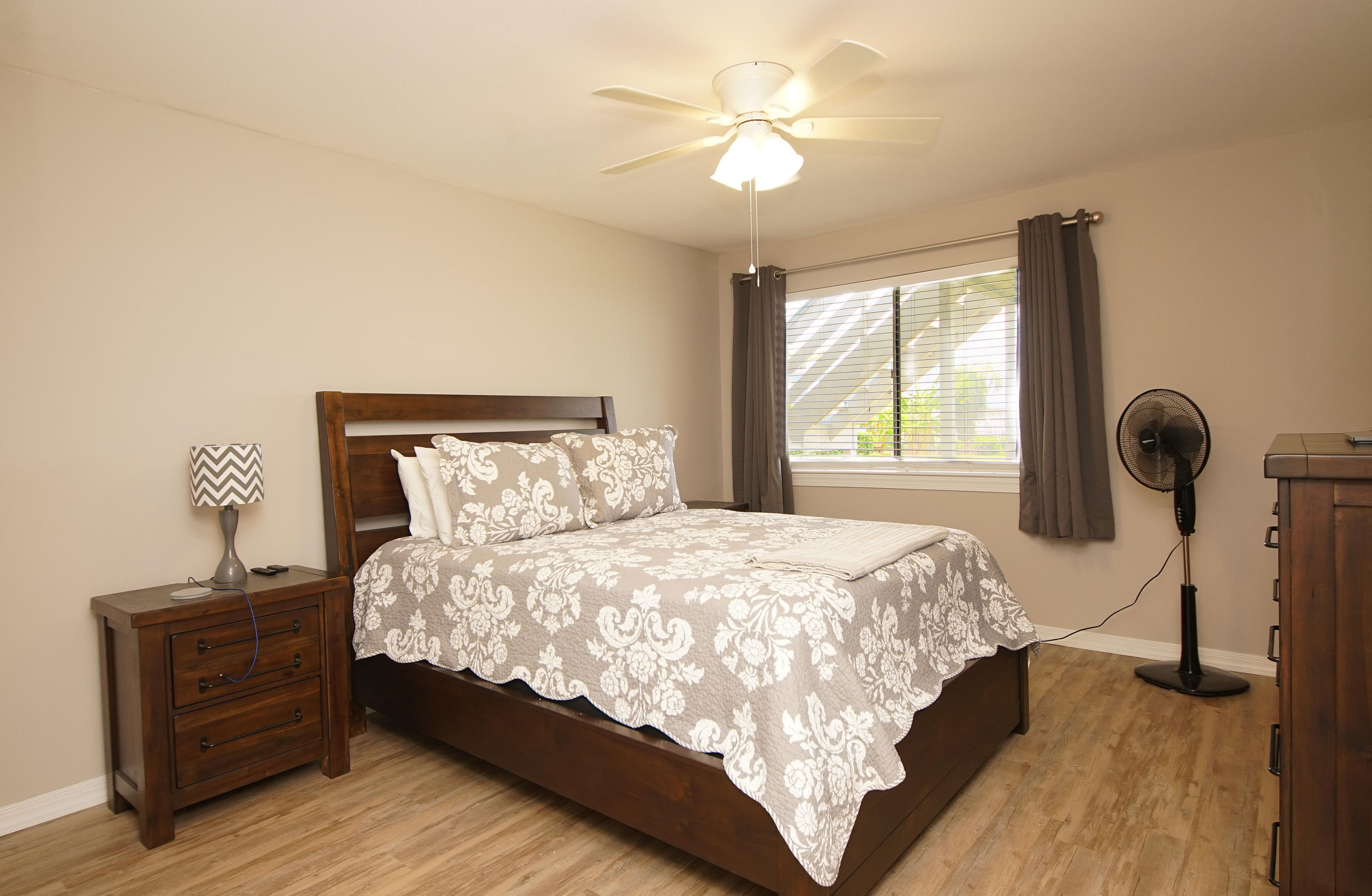 BAYVIEW WATERS CONDO - Residential