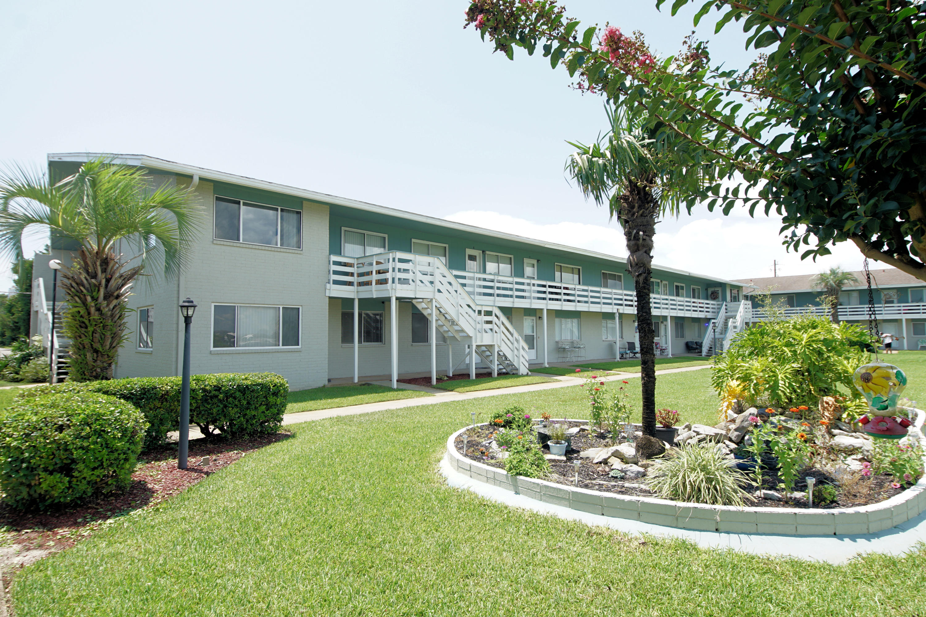 BAYVIEW WATERS CONDO - Residential