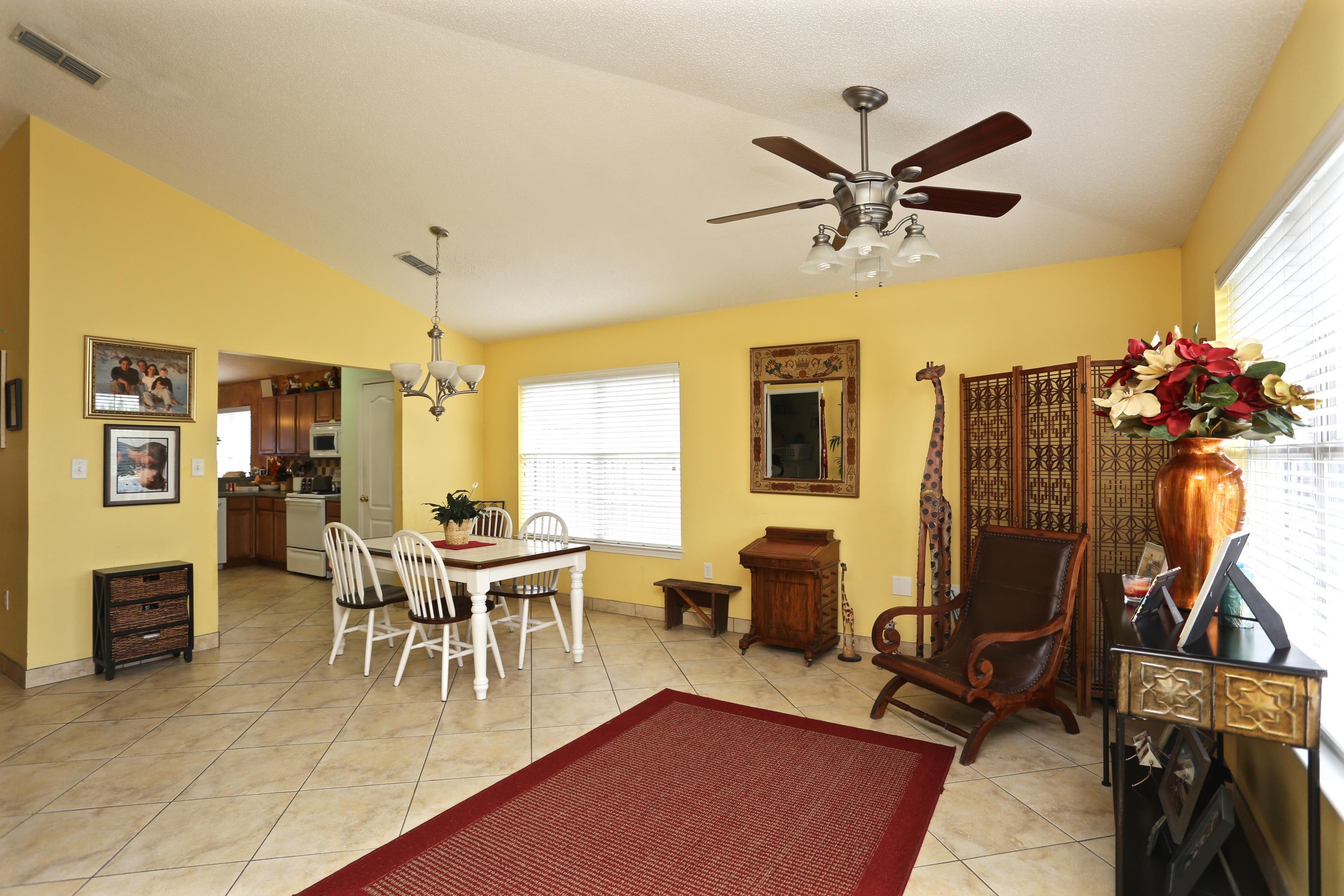 PARADISE RETREAT - Residential