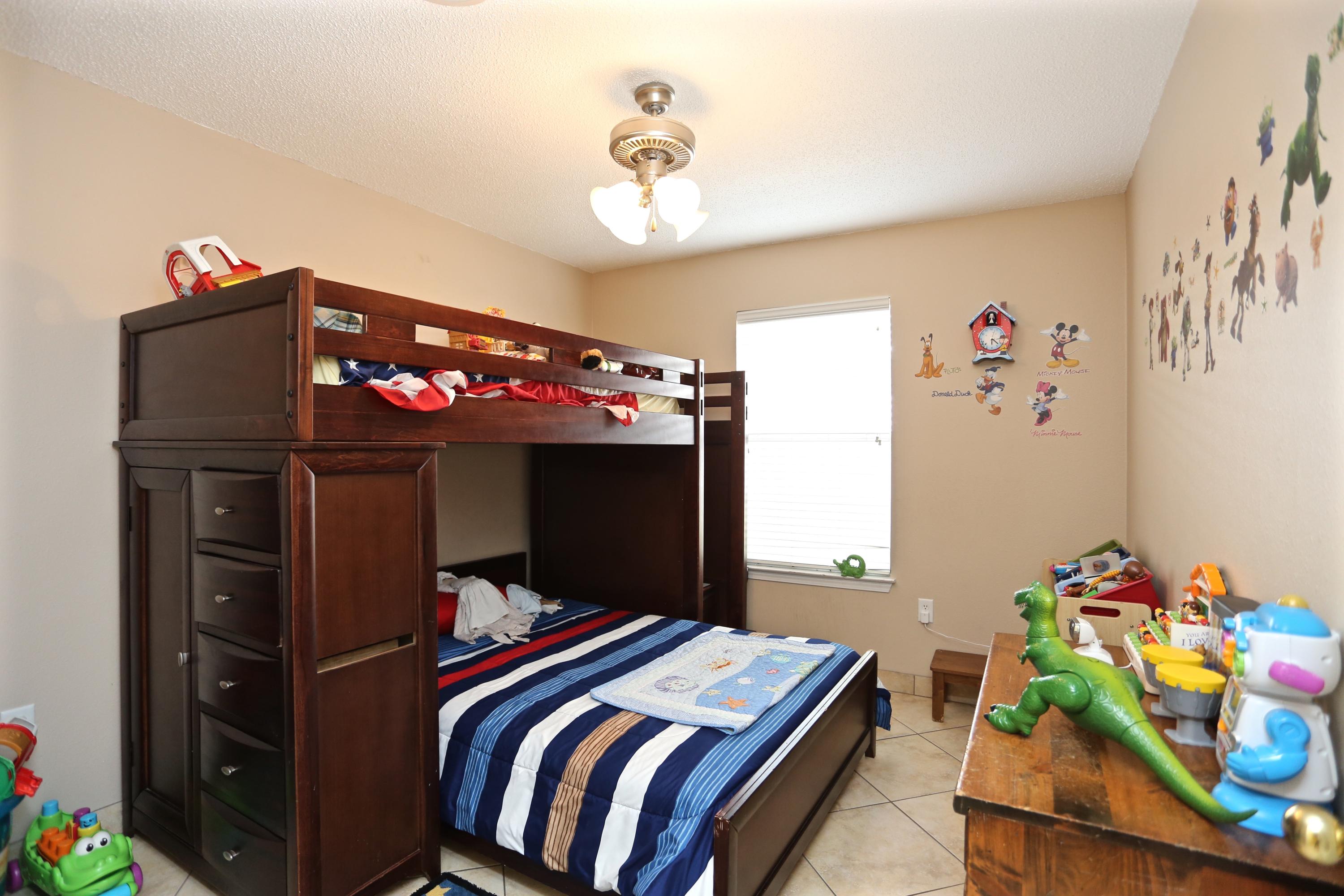 PARADISE RETREAT - Residential