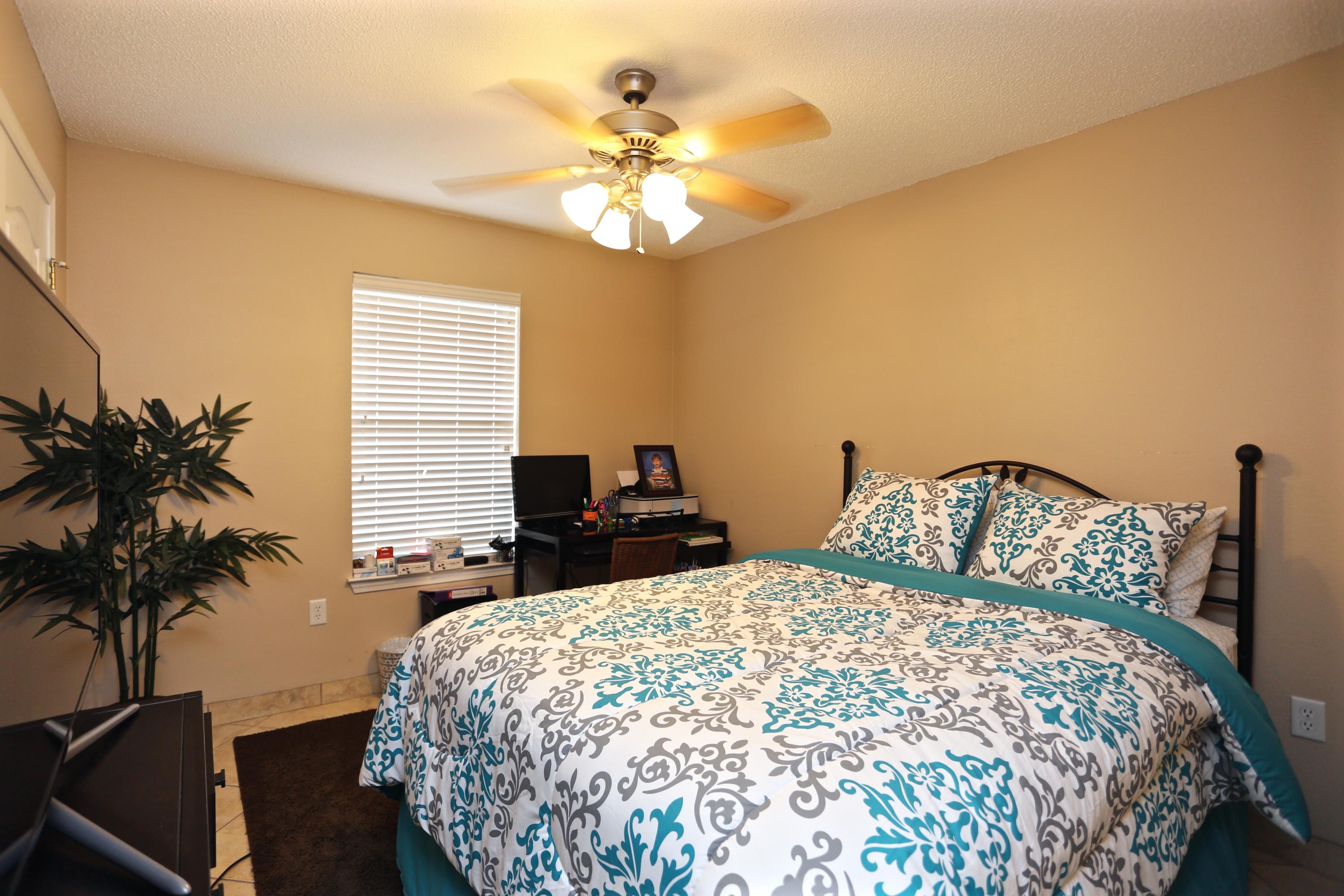 PARADISE RETREAT - Residential