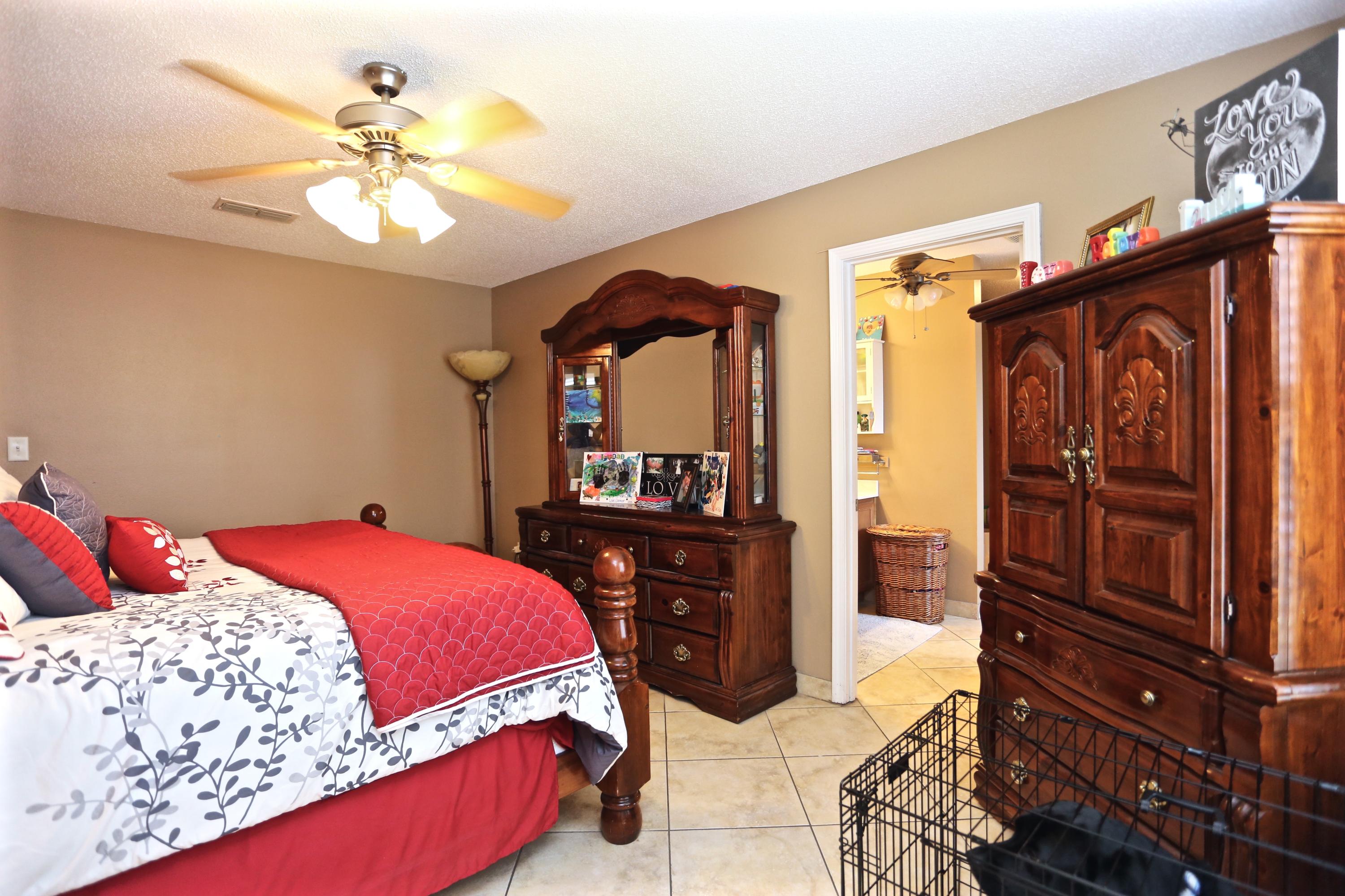 PARADISE RETREAT - Residential