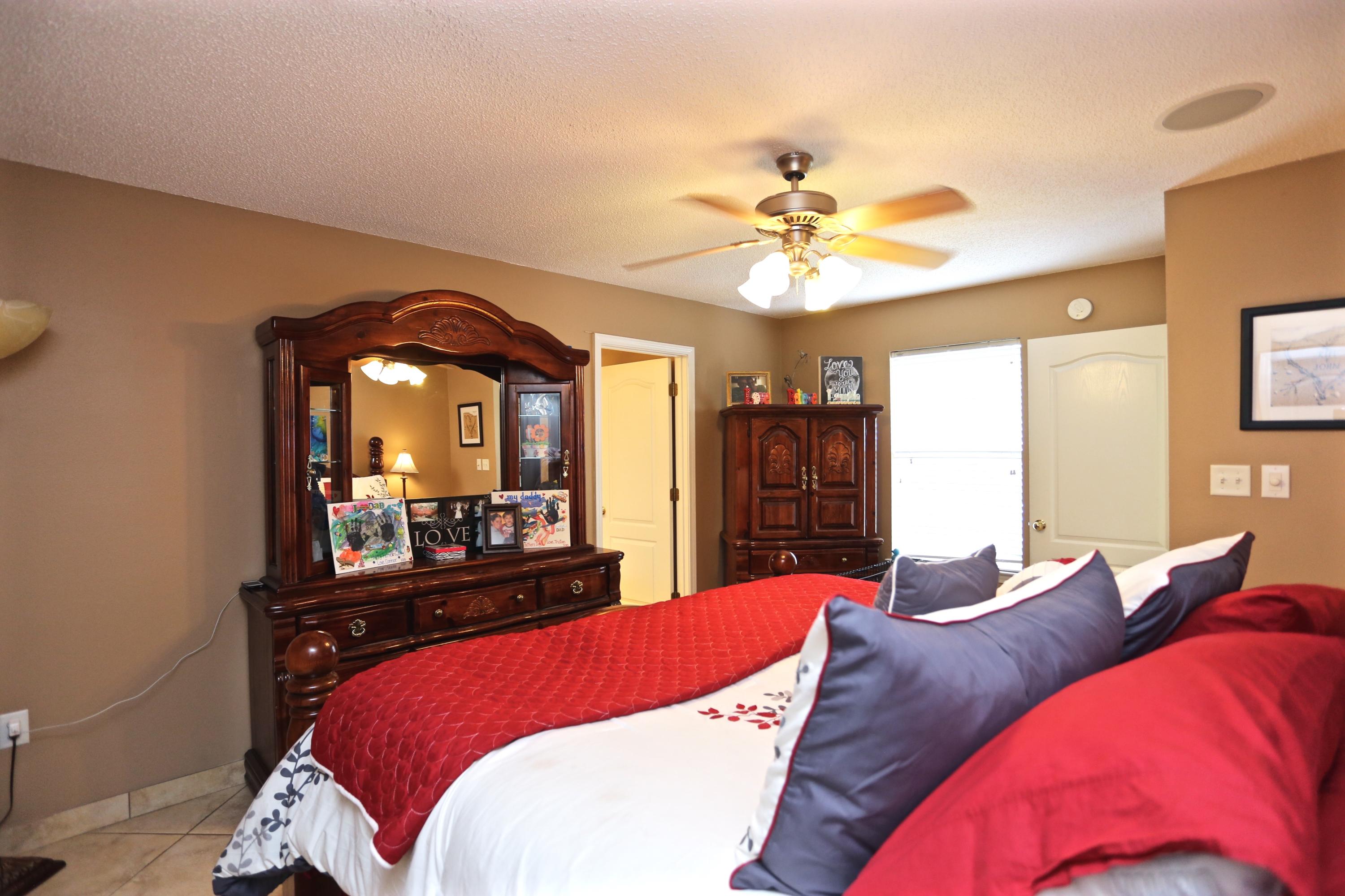 PARADISE RETREAT - Residential