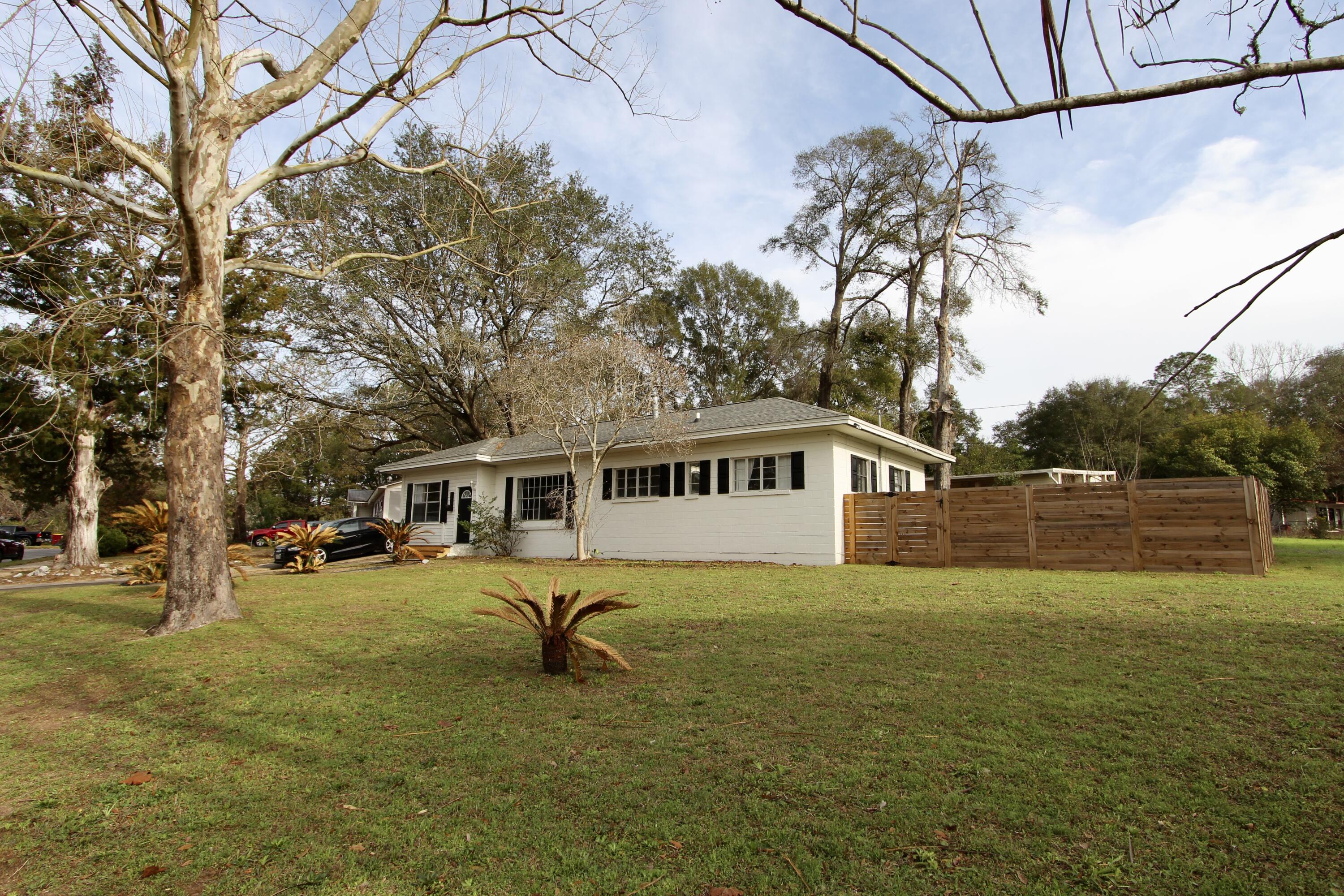 S/D Lot 15 Blk D - Residential Lease