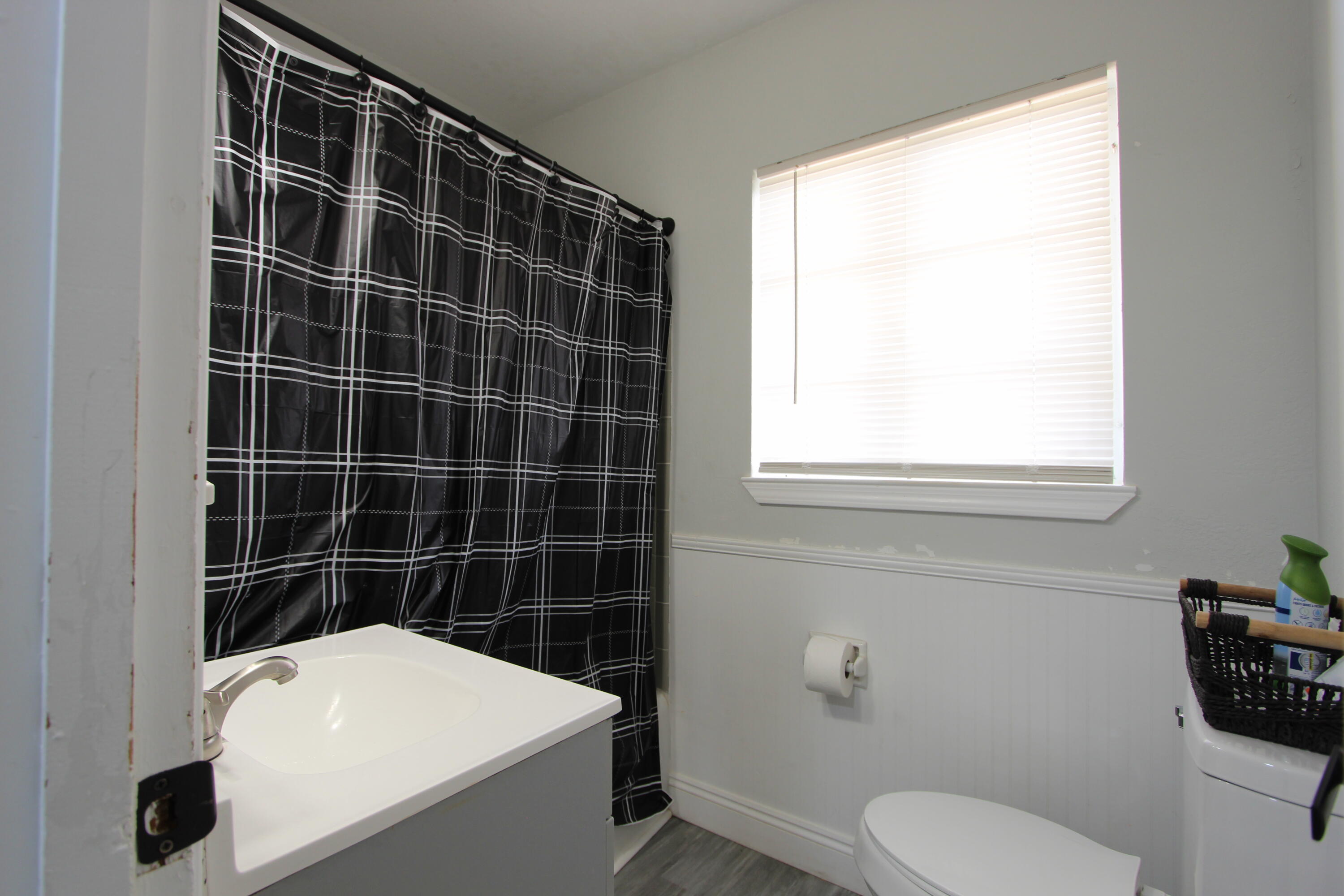 S/D Lot 15 Blk D - Residential Lease