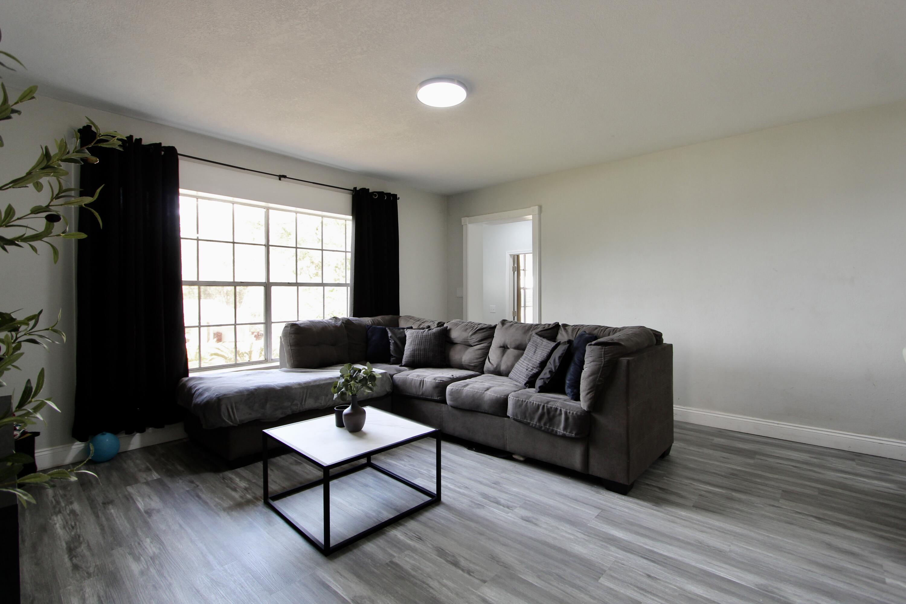 S/D Lot 15 Blk D - Residential Lease