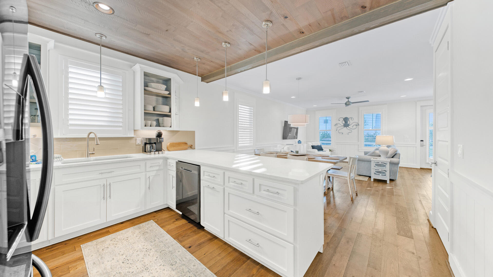 SHADOW PINES - Residential