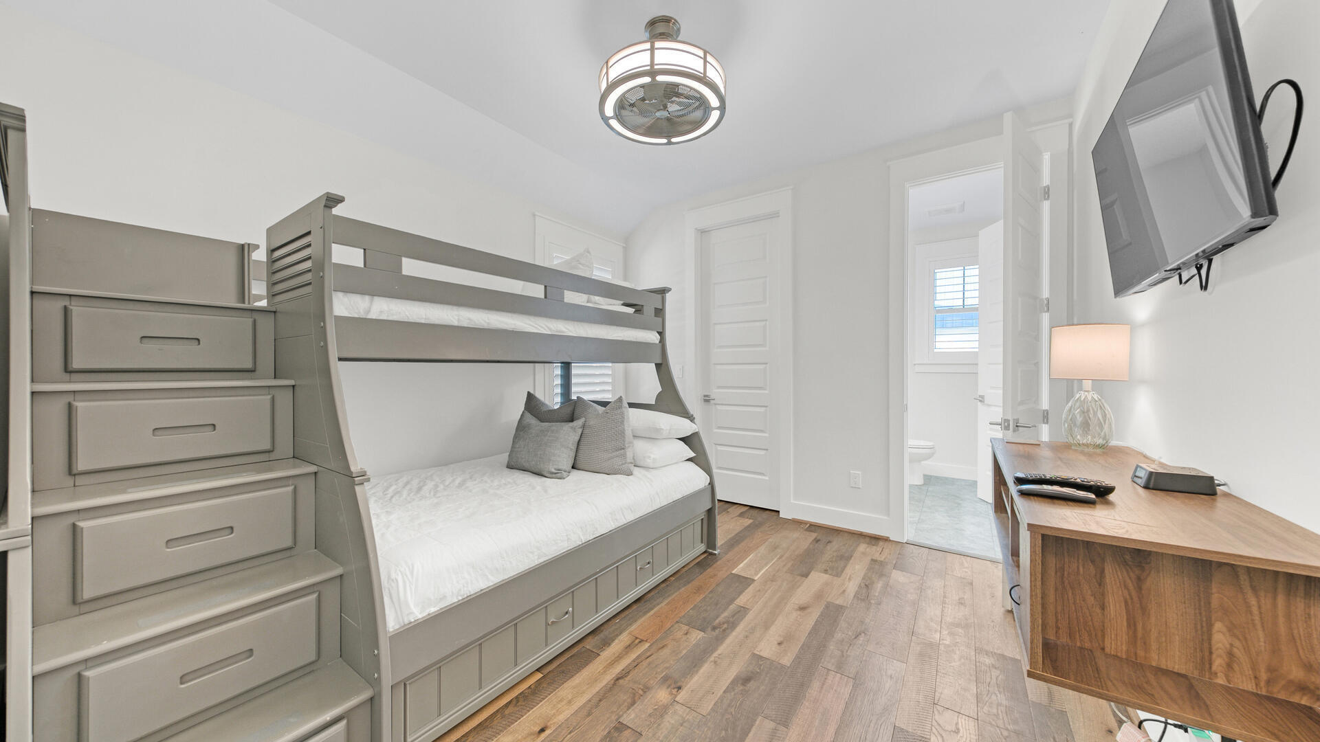 SHADOW PINES - Residential