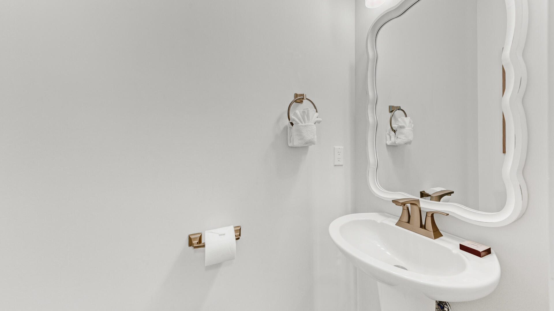 SHADOW PINES - Residential