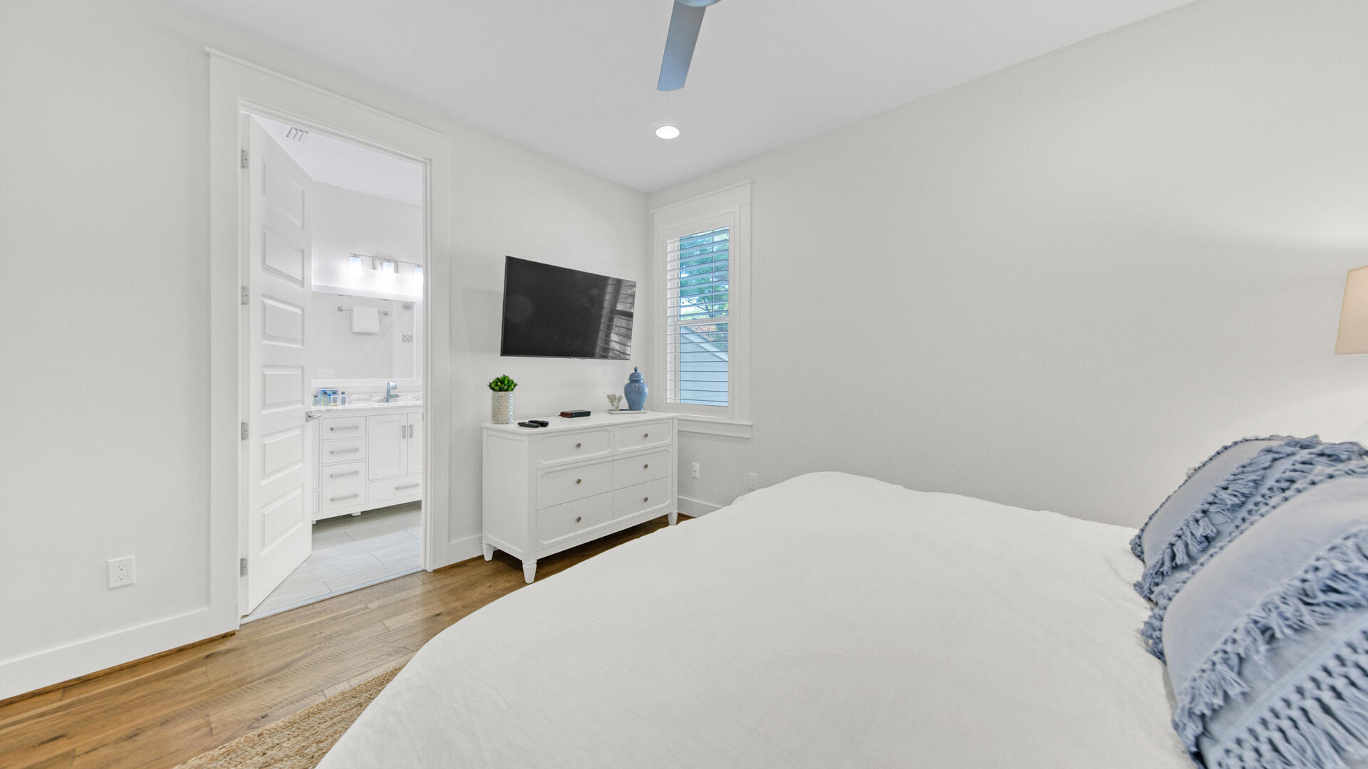 SHADOW PINES - Residential