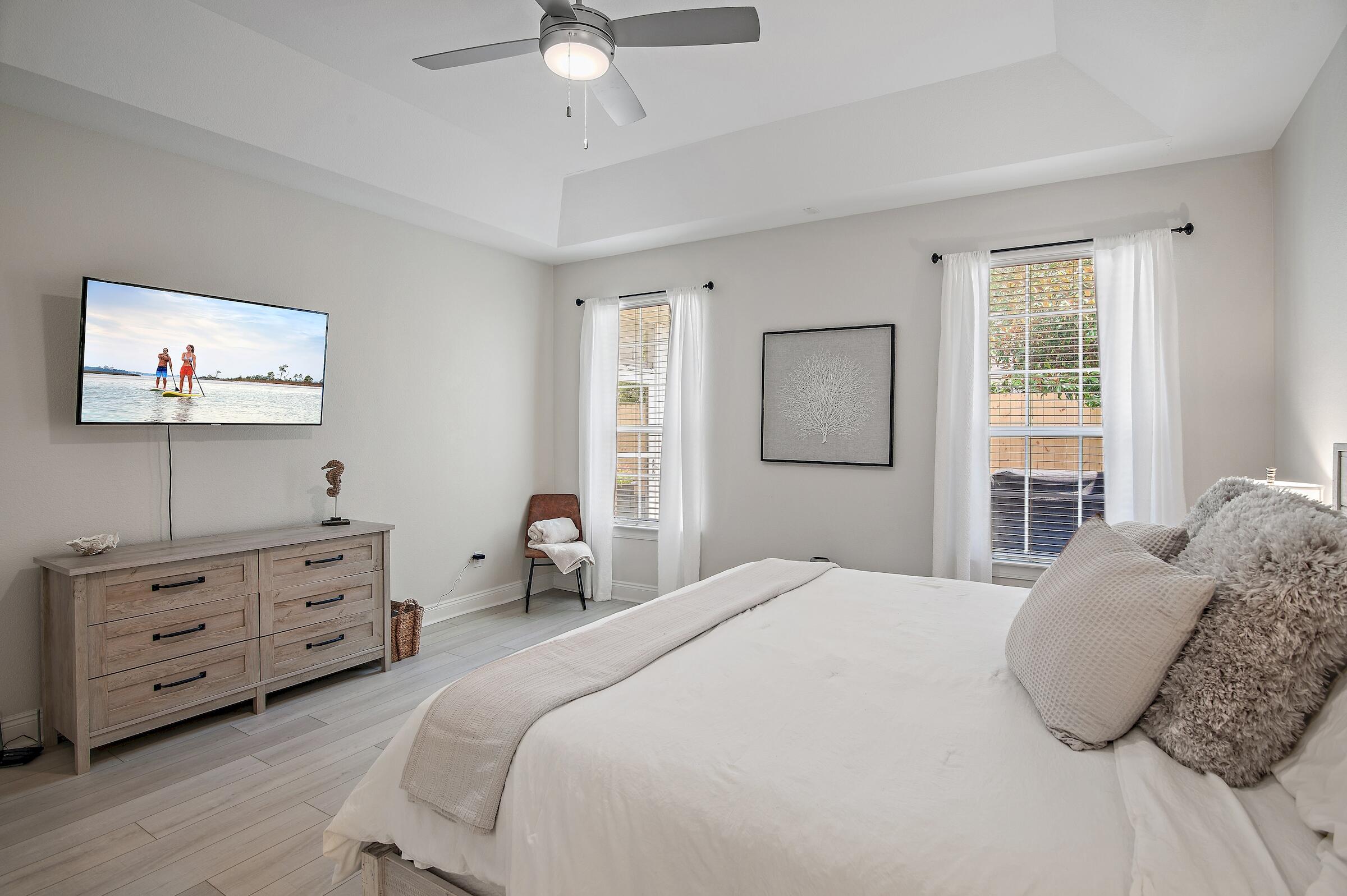 DIAMOND LAKES - Residential