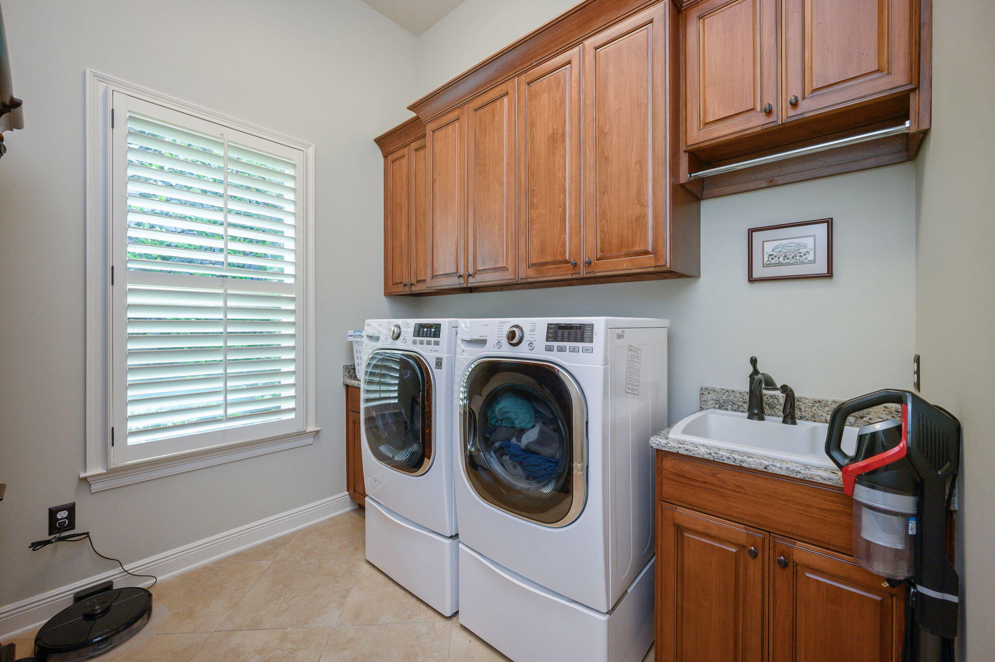 BAYTOWNE AVENUE - Residential