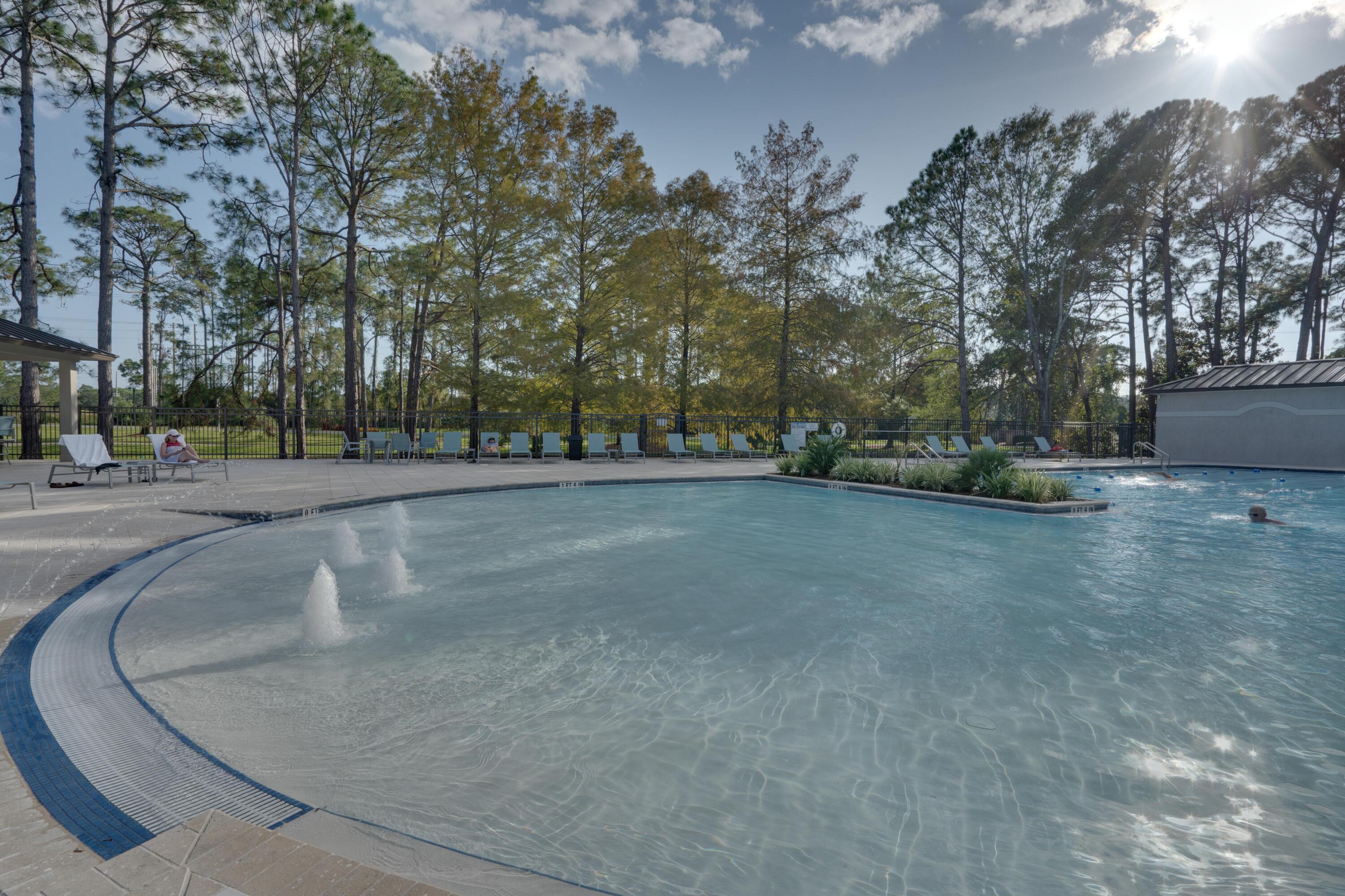 BAYTOWNE AVENUE - Residential