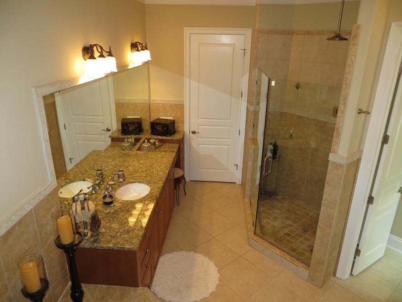 HOLIDAY ISLE - Residential