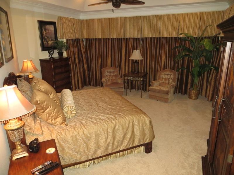 HOLIDAY ISLE - Residential