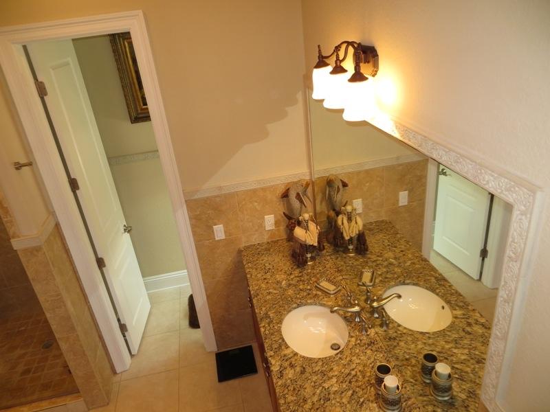 HOLIDAY ISLE - Residential