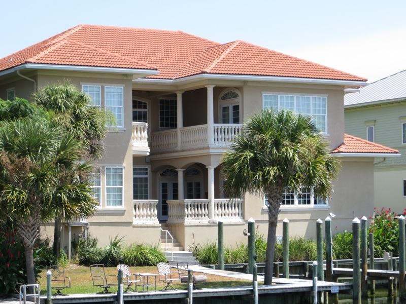 HOLIDAY ISLE - Residential