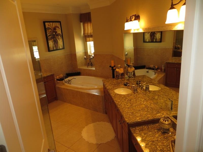 HOLIDAY ISLE - Residential