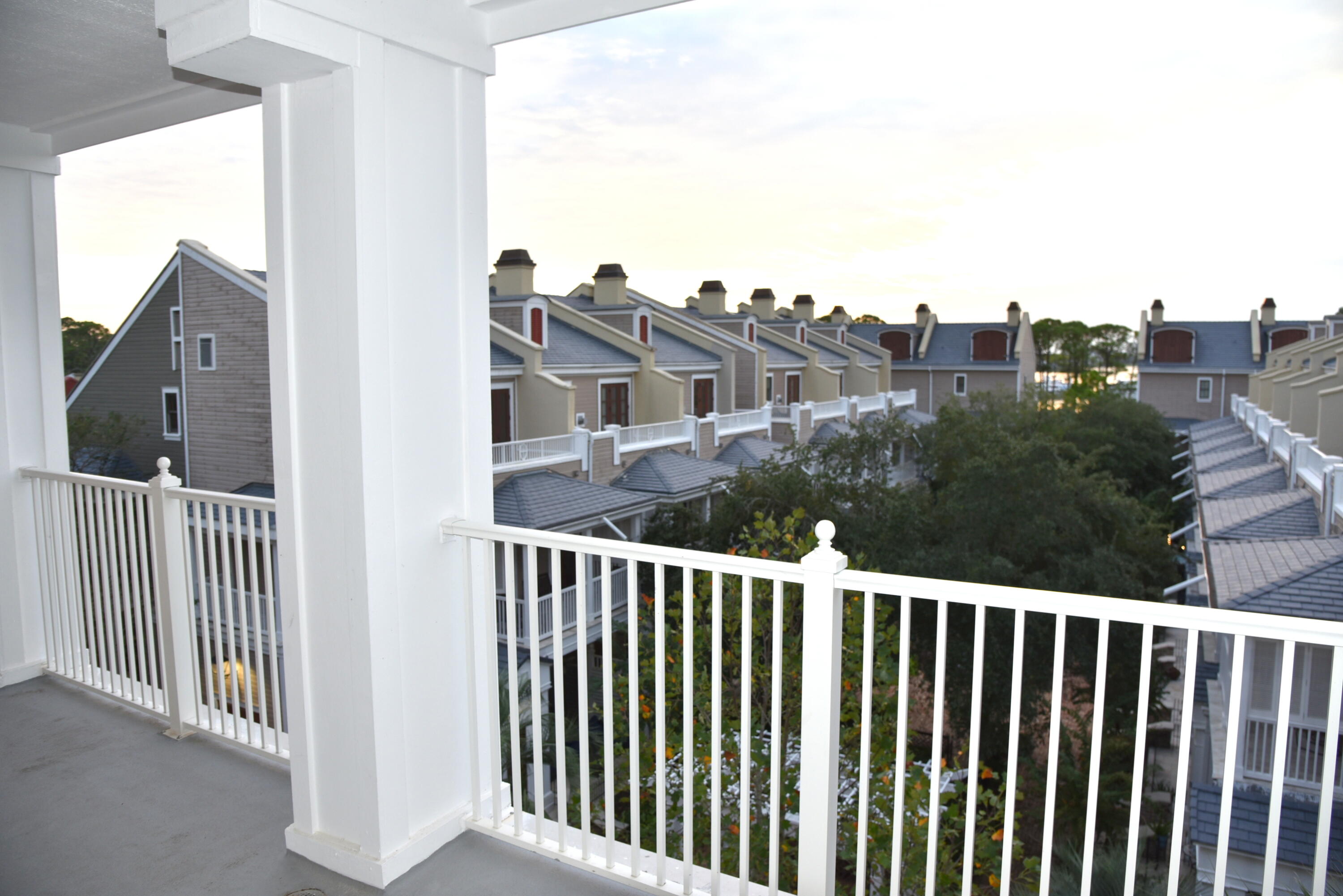 MARKET STREET INN - Residential