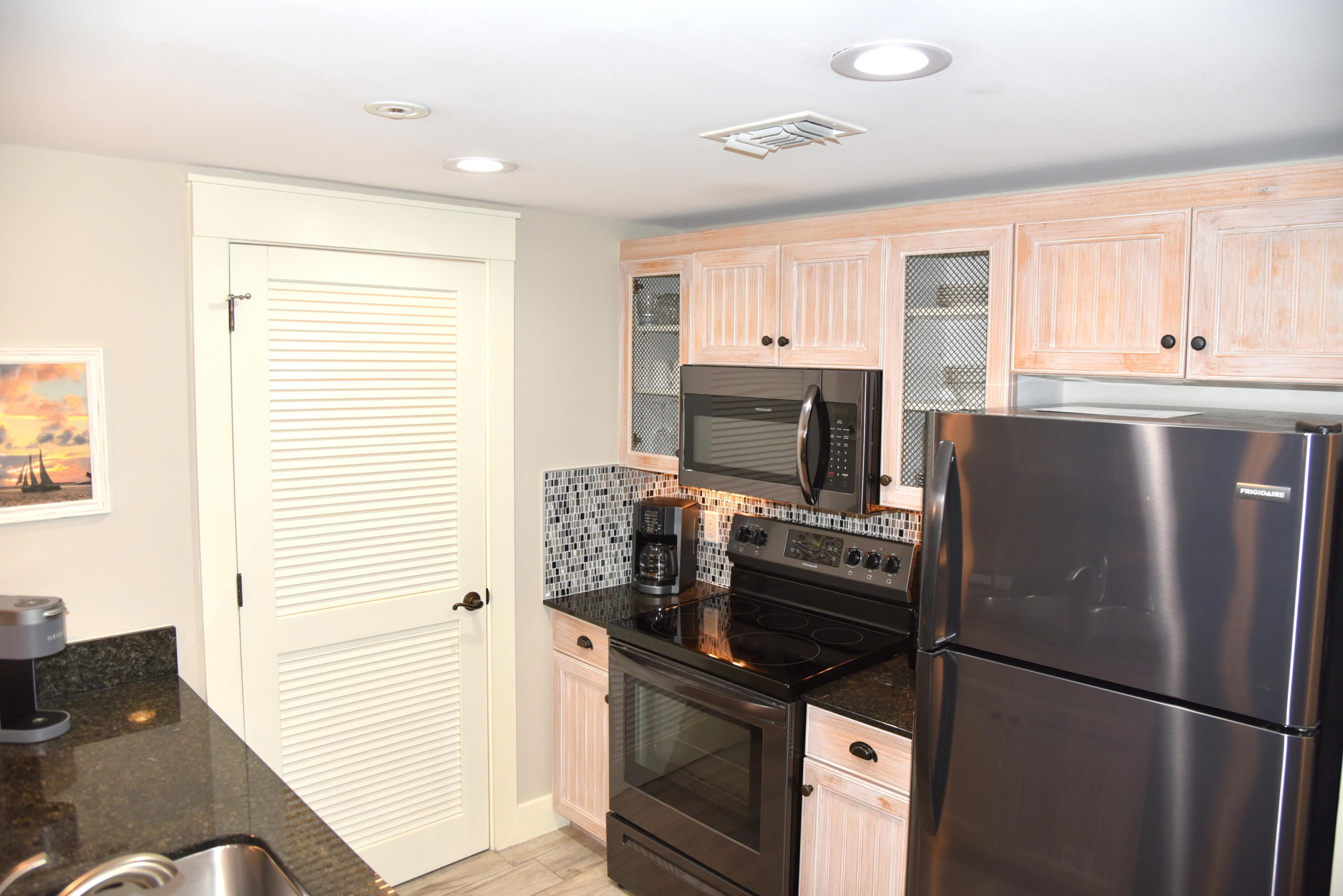 MARKET STREET INN - Residential