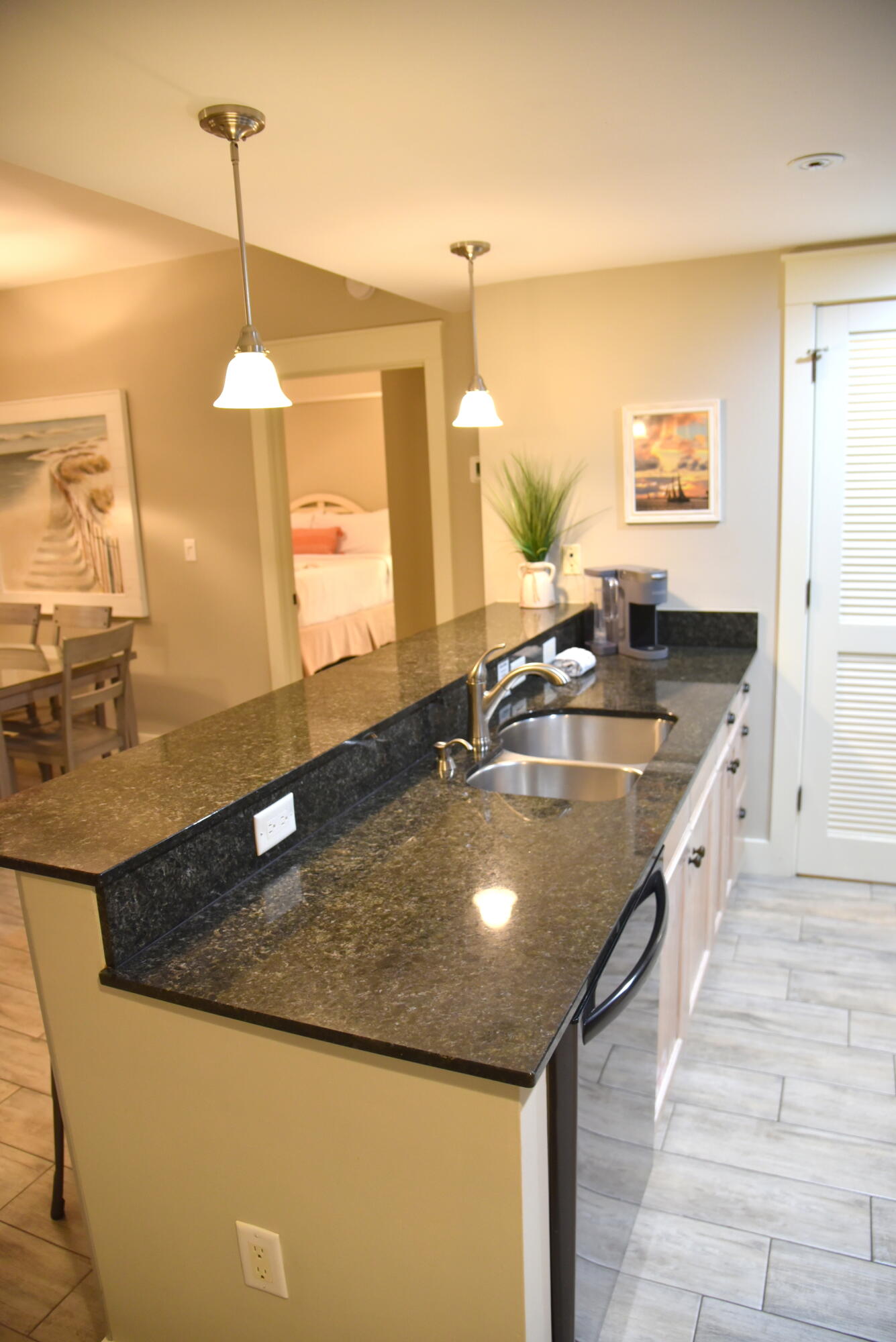 MARKET STREET INN - Residential