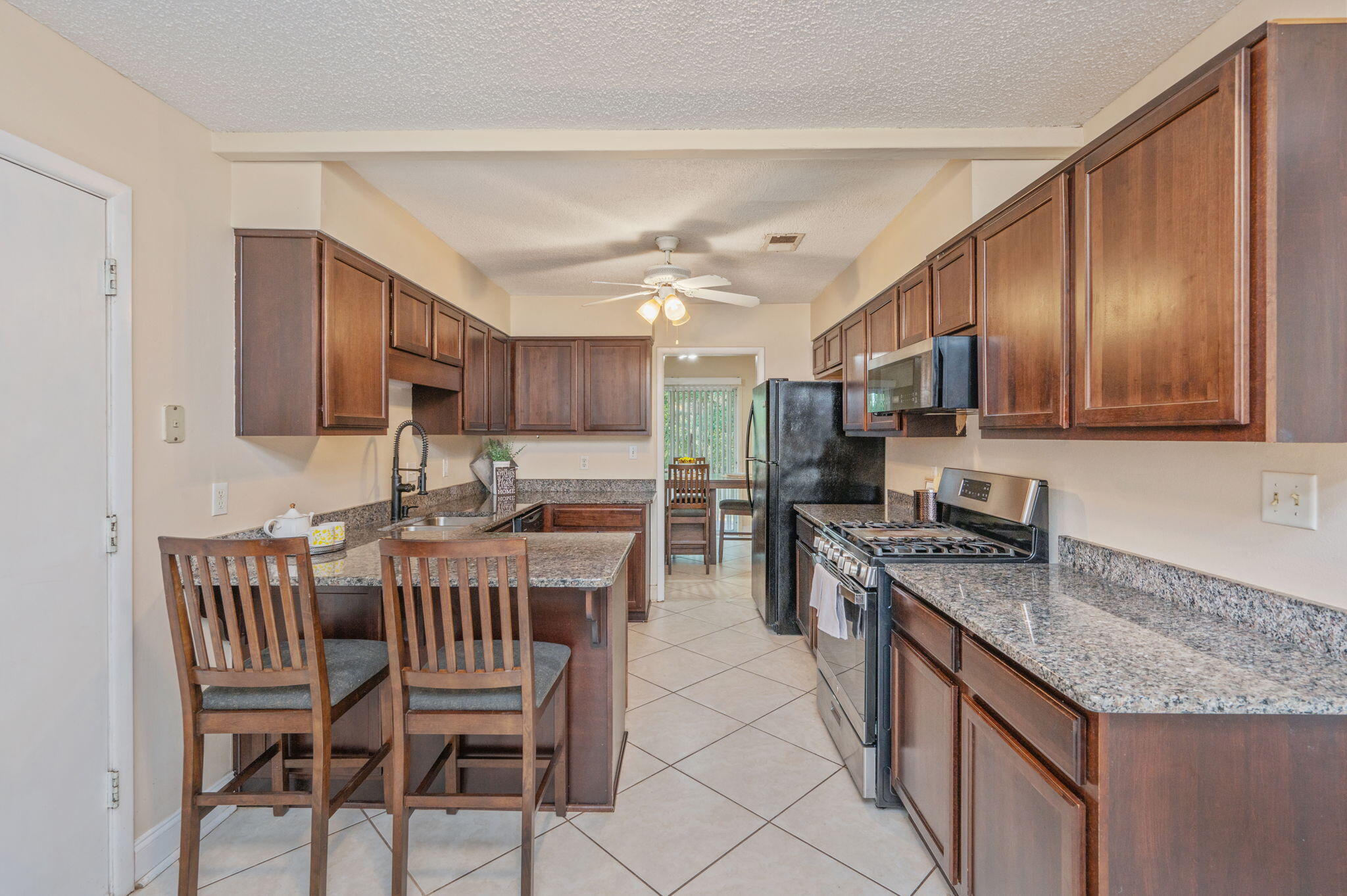 EDGEWATER VILLAGE NORTH - Residential