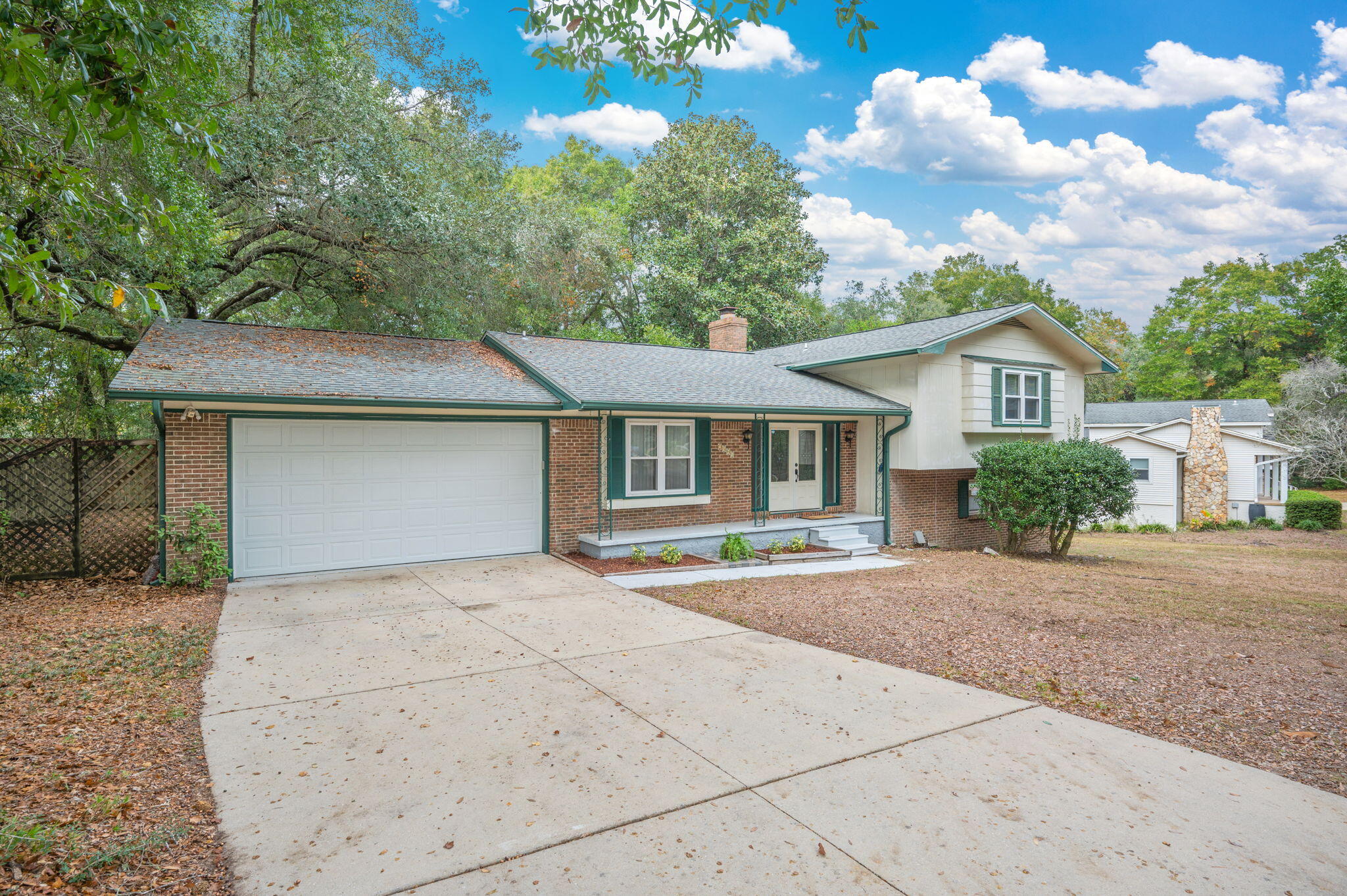 EDGEWATER VILLAGE NORTH - Residential