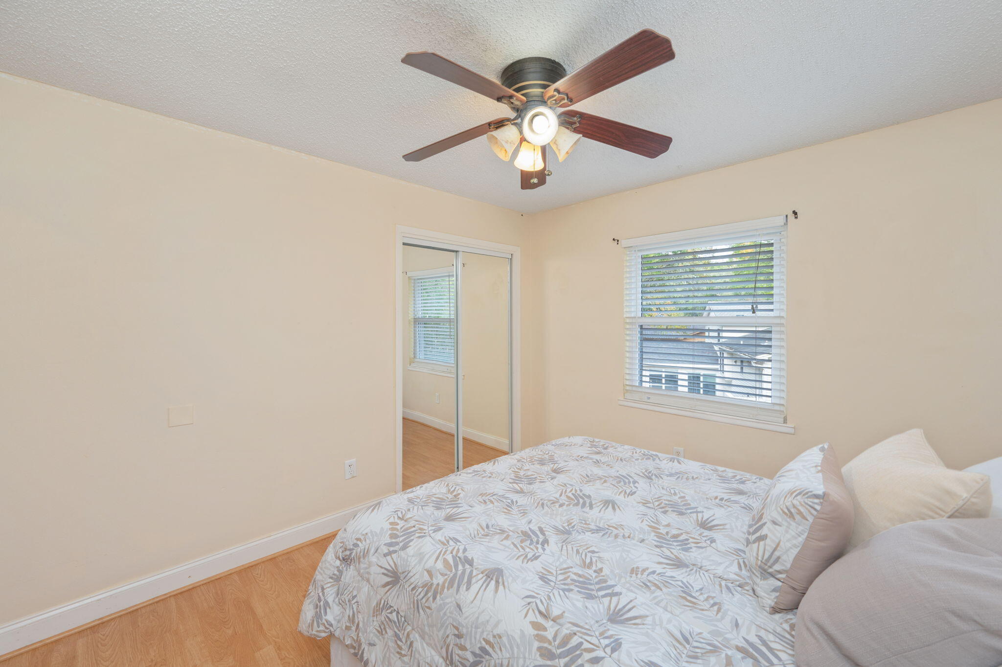 EDGEWATER VILLAGE NORTH - Residential