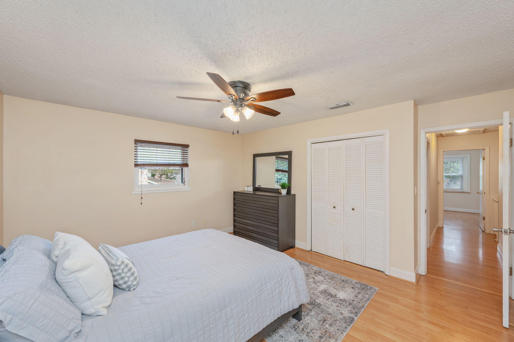 EDGEWATER VILLAGE NORTH - Residential