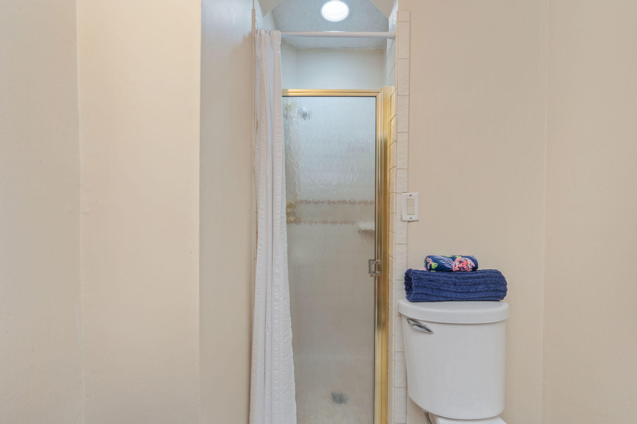 EDGEWATER VILLAGE NORTH - Residential