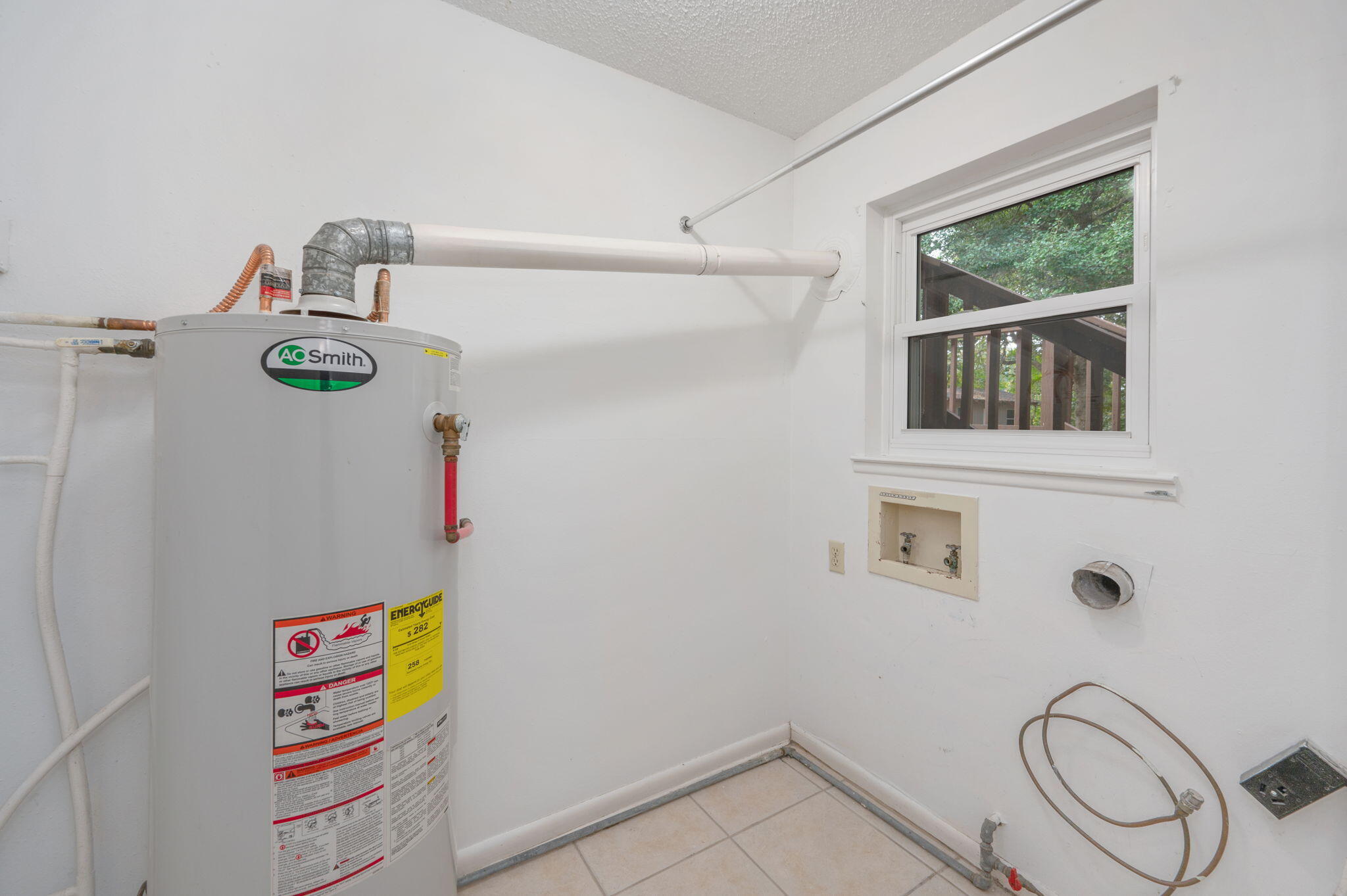 EDGEWATER VILLAGE NORTH - Residential