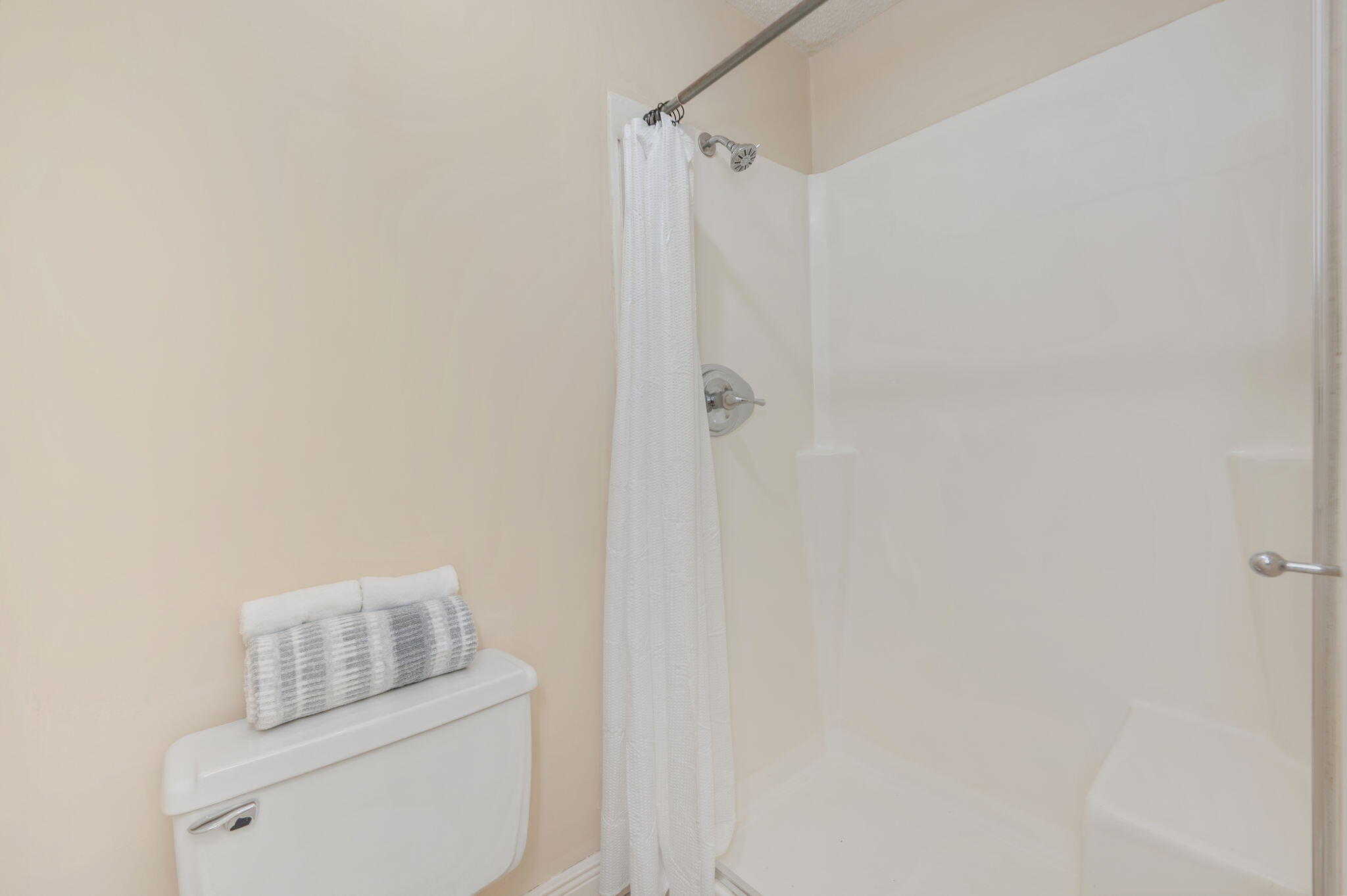 EDGEWATER VILLAGE NORTH - Residential