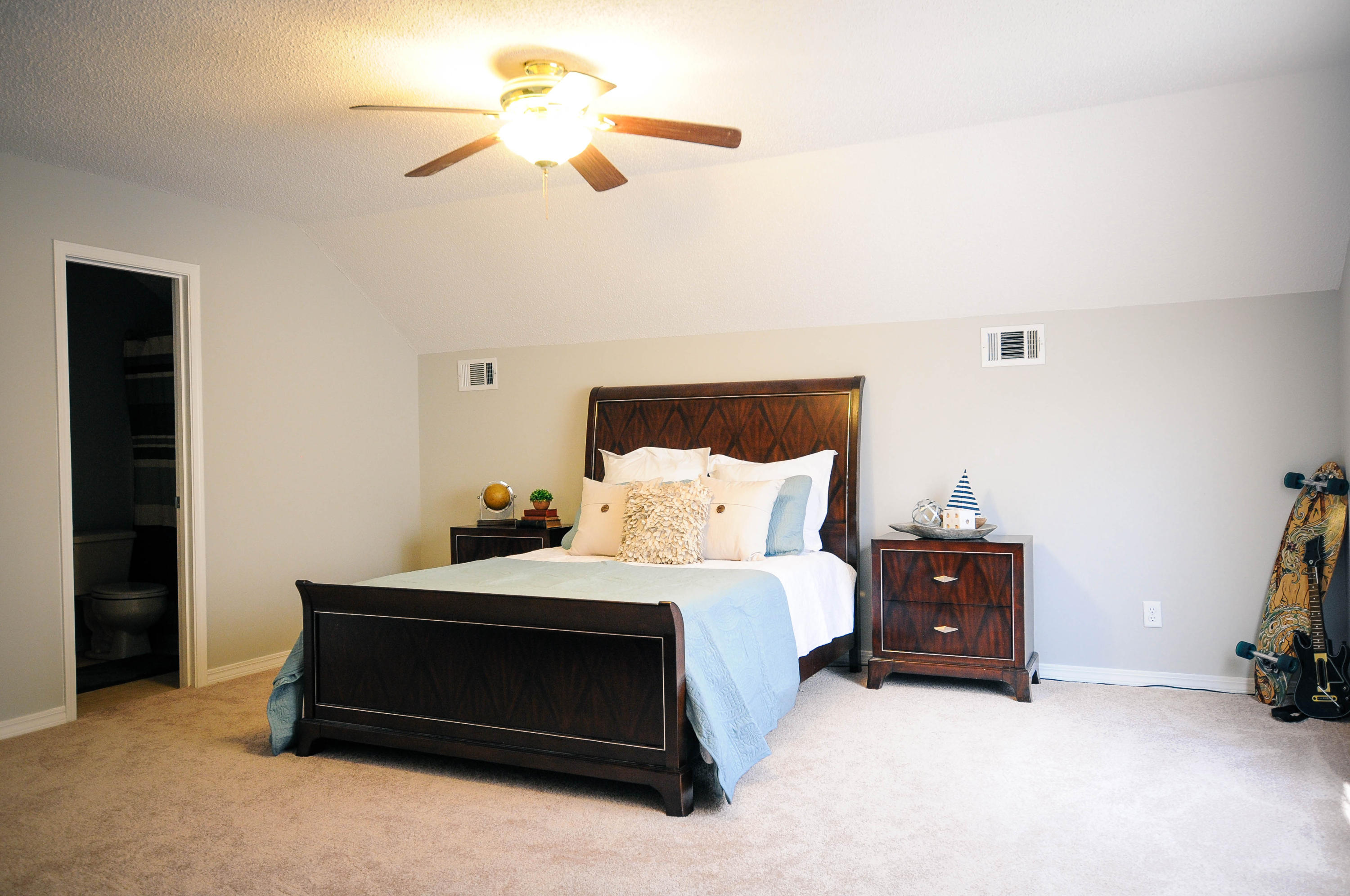 SADDLE CREEK - Residential