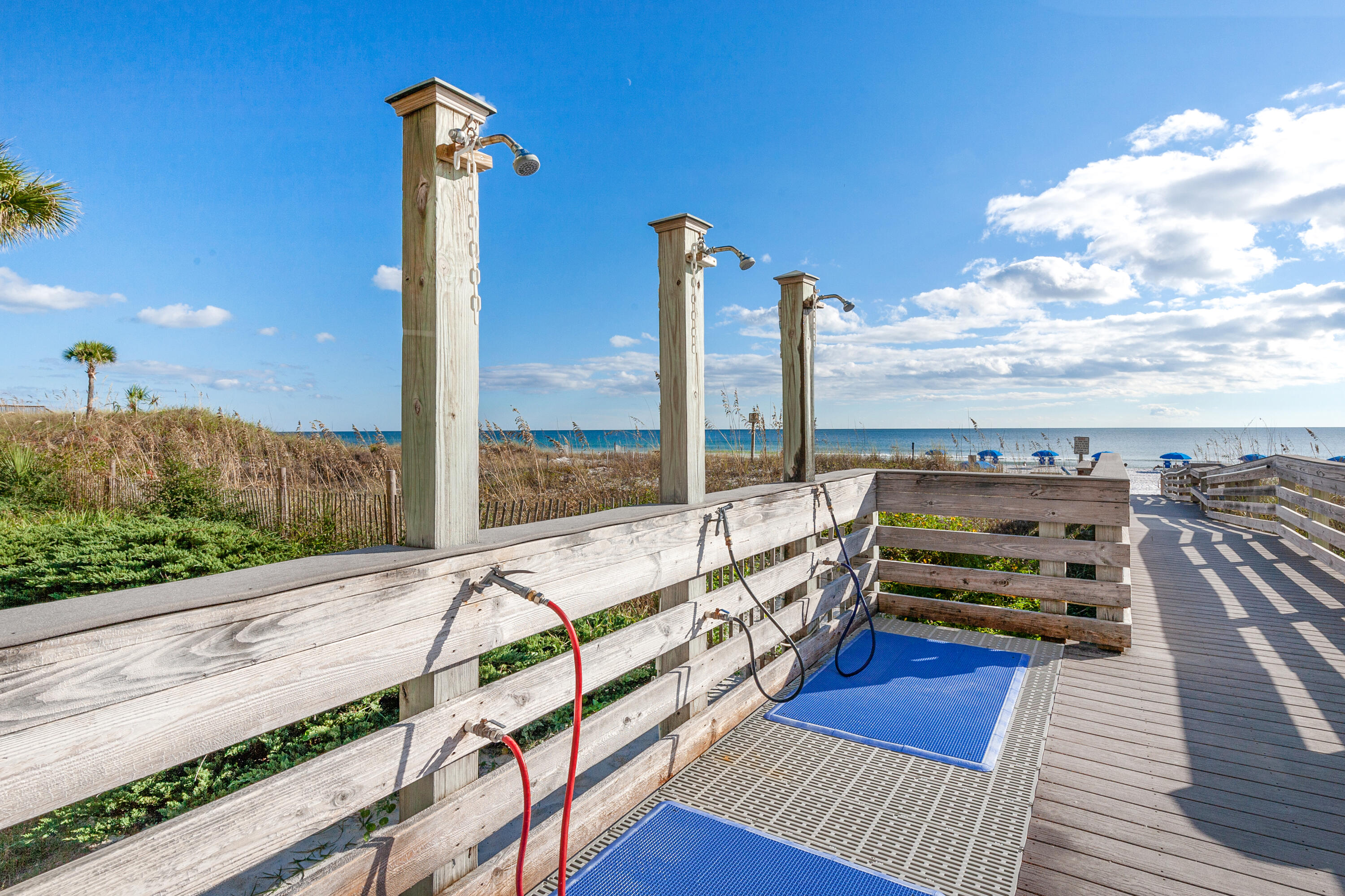 WATERS EDGE - Residential