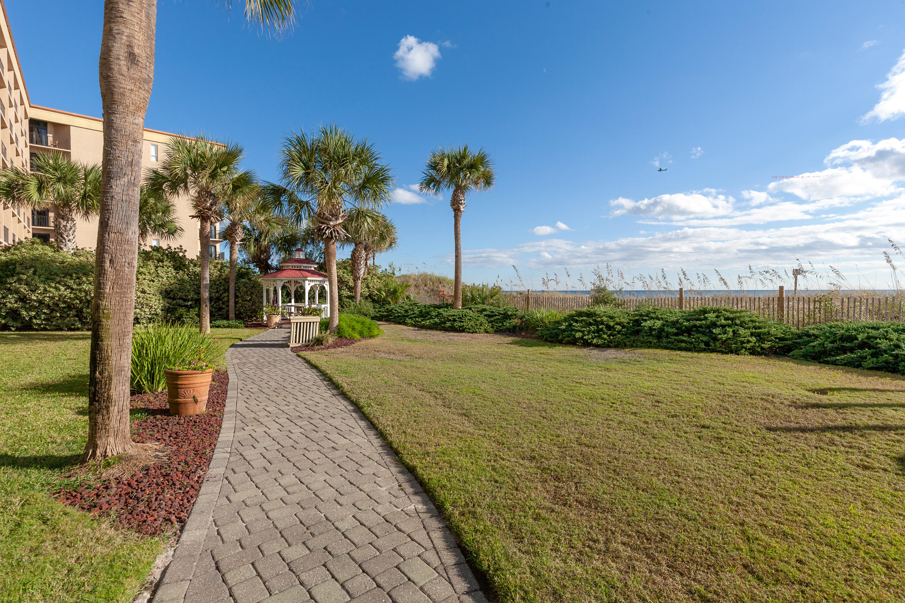 WATERS EDGE - Residential