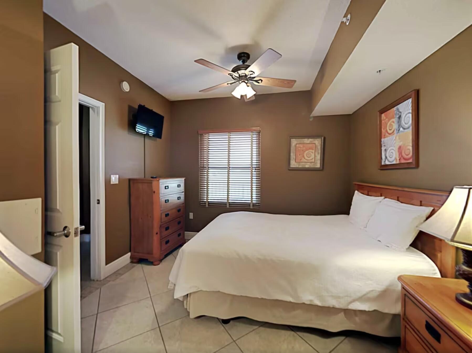 WATERS EDGE - Residential