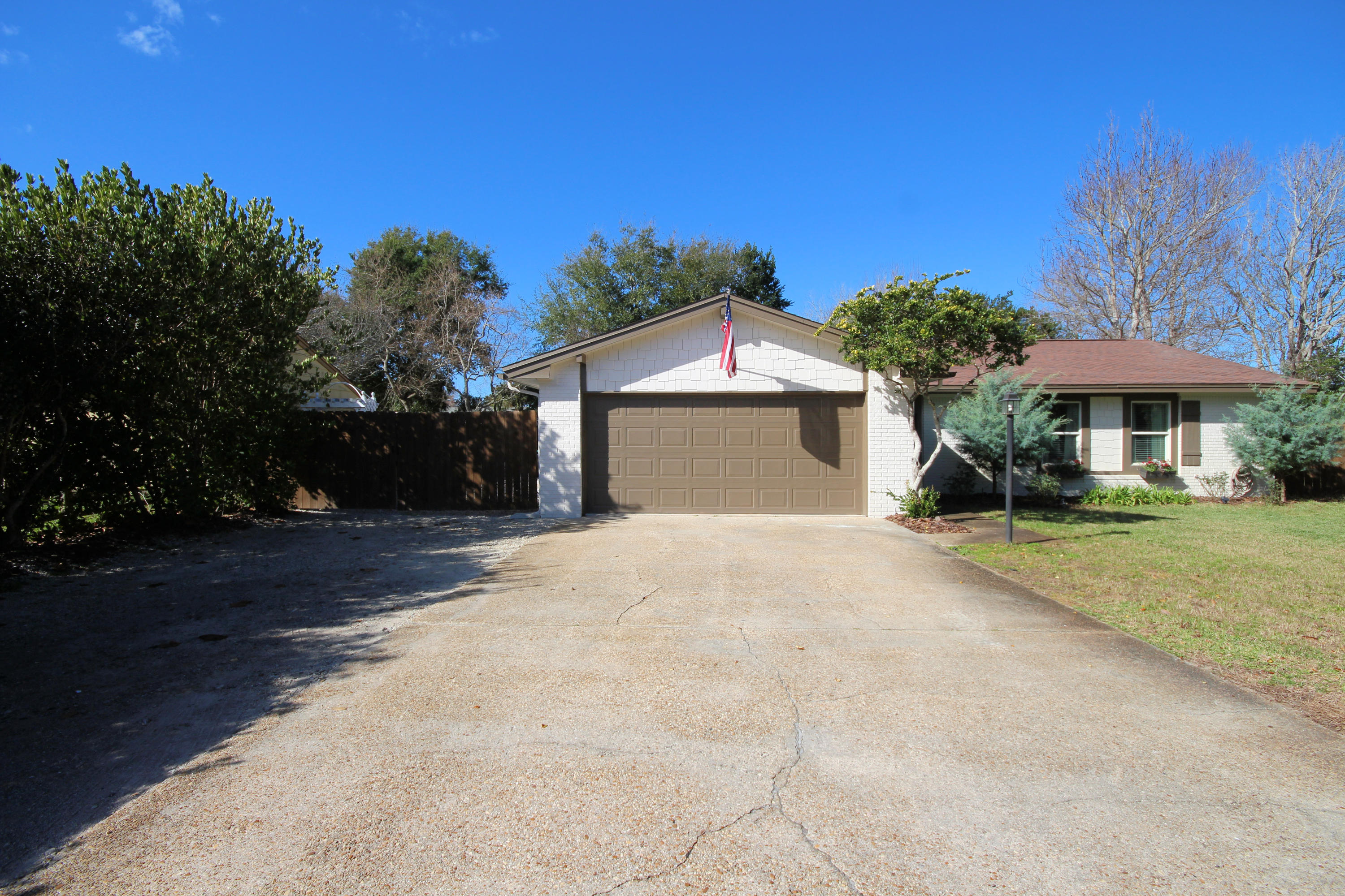 SPRING LAKE #2 - Residential